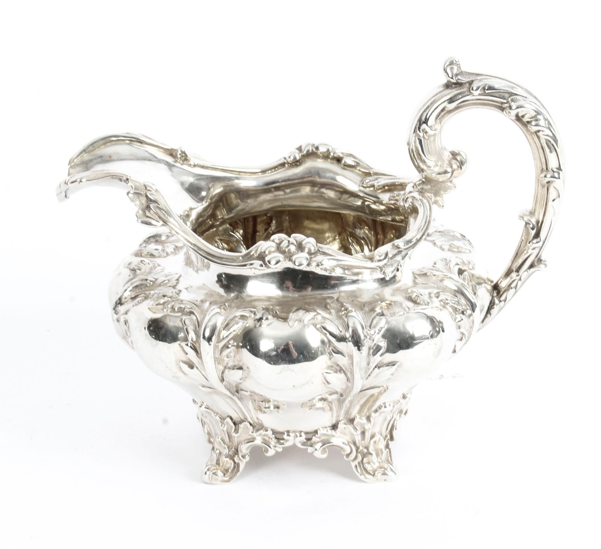 This is a rare and exquisite English William IV antique sterling silver three-piece tea set with full hallmarks for London 1833 and the makers' mark of the highly sought after silversmiths Edward, Edward junior, John & William Barnard.

This