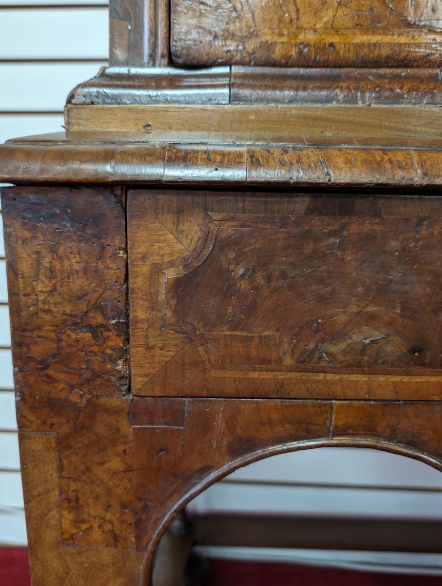 Antique English William & Mary Burl Walnut Cabinet On Stand, Late 17th Century For Sale 12