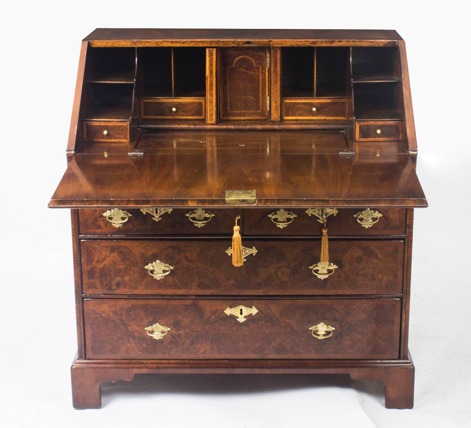 Antique English William & Mary Walnut and Feather Banded Bureau, 17th Century 7