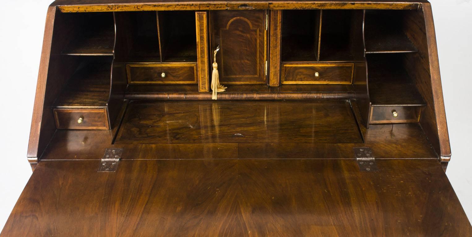Antique English William & Mary Walnut and Feather Banded Bureau, 17th Century 12