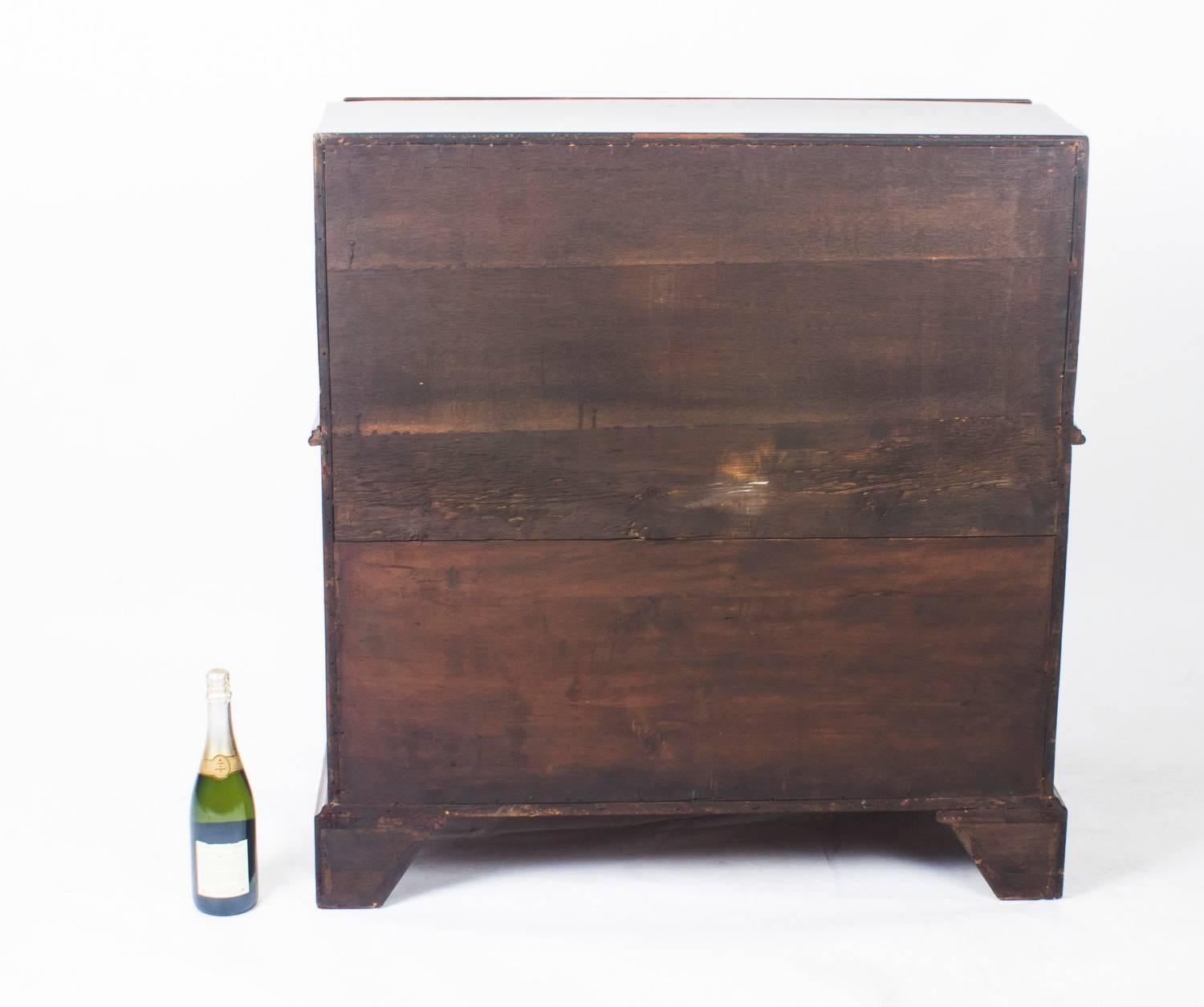 Antique English William & Mary Walnut and Feather Banded Bureau, 17th Century 14
