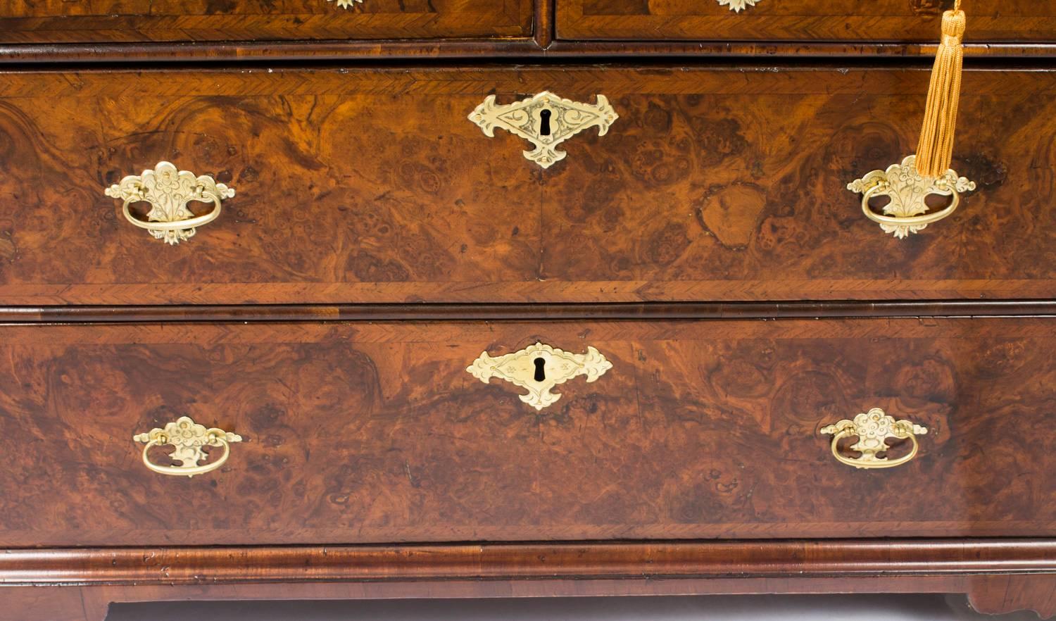 Antique English William & Mary Walnut and Feather Banded Bureau, 17th Century 1
