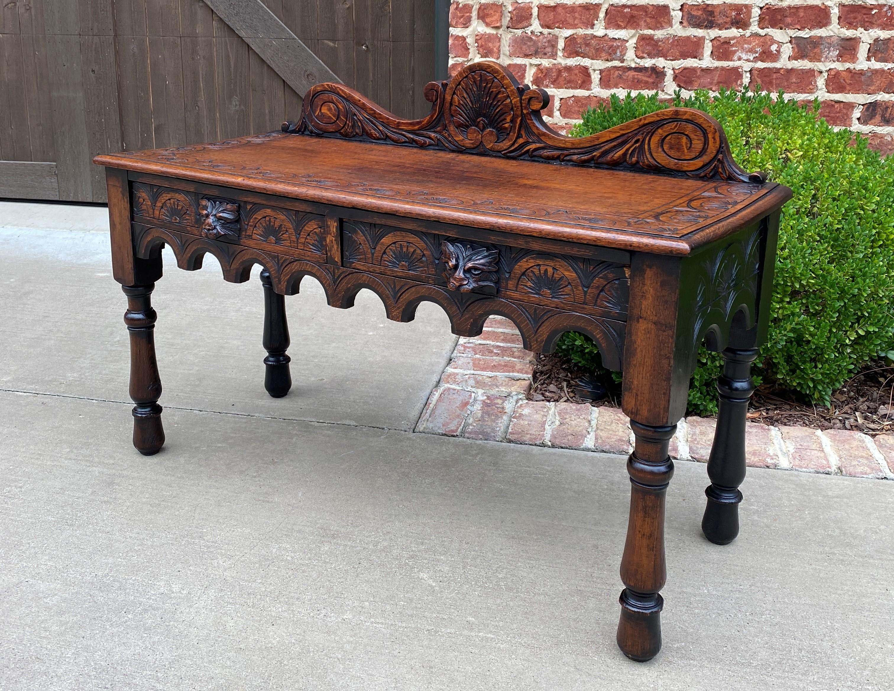 Antique English Window Seat Bed Bench Gothic Revival Carved Oak 2 Drawers c.1900 In Good Condition For Sale In Tyler, TX