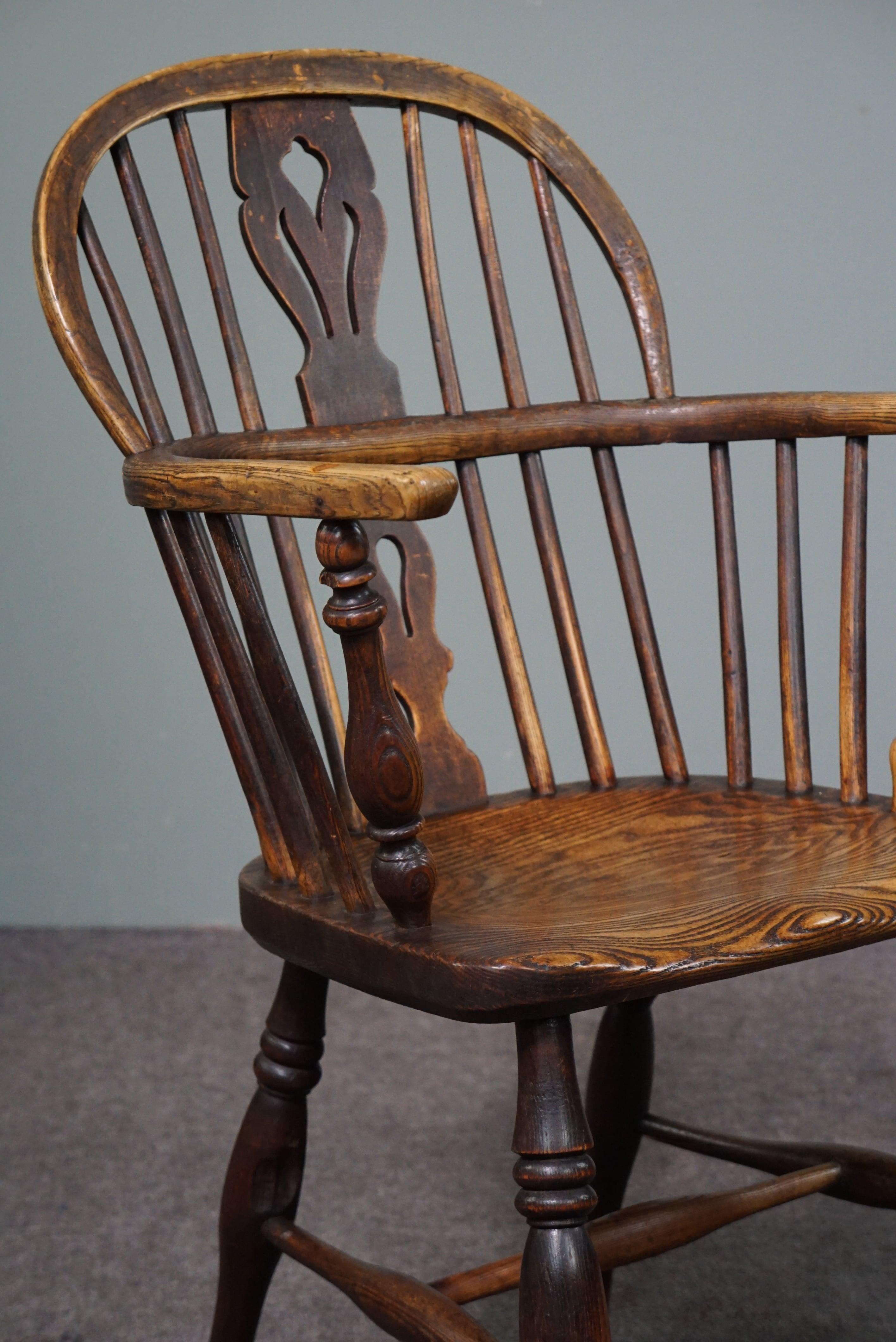 Antique English Windsor chair/armchair, low back, 18th century For Sale 2