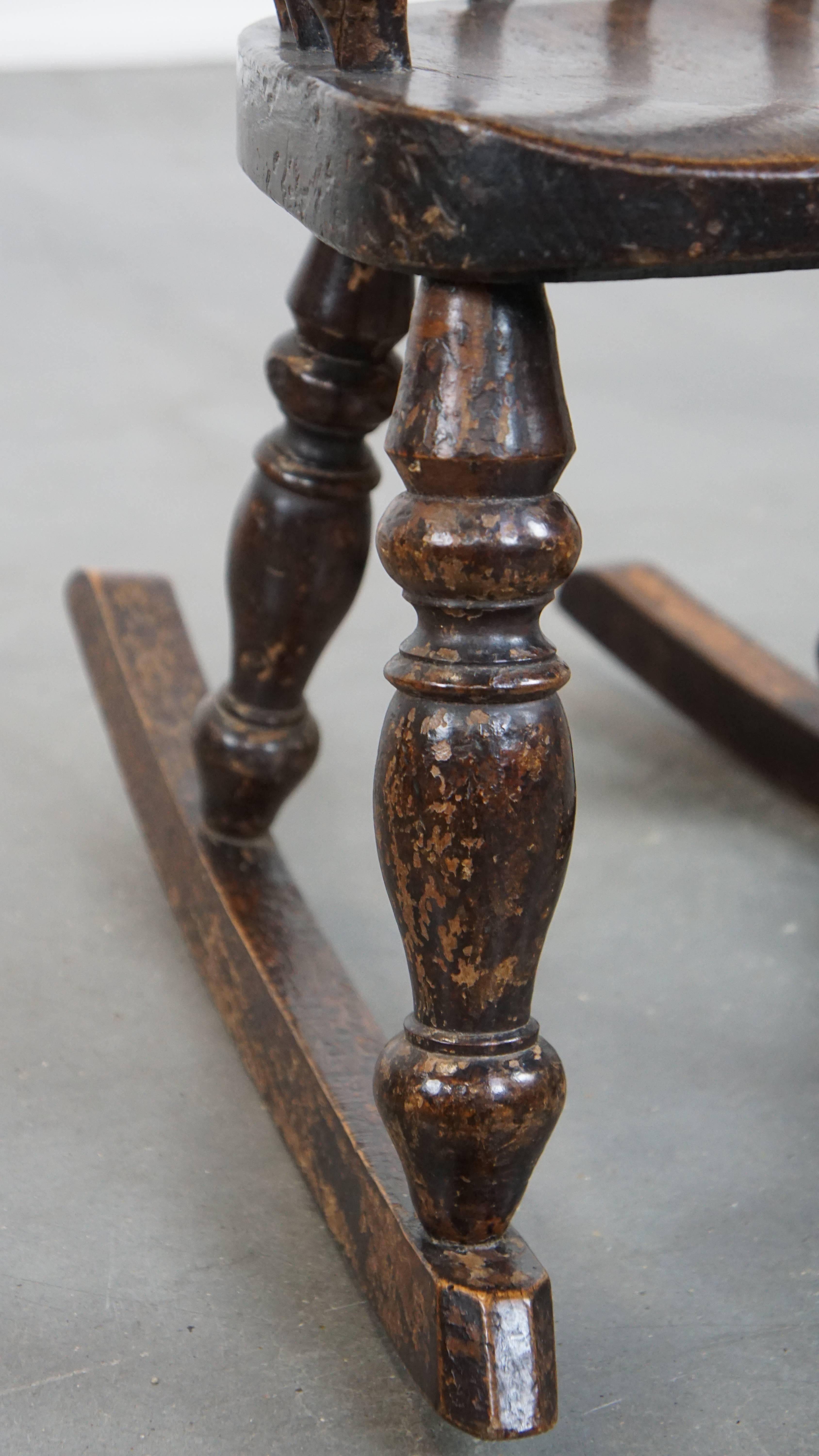 Antique English Windsor children's rocking chair from the early 19th century For Sale 4