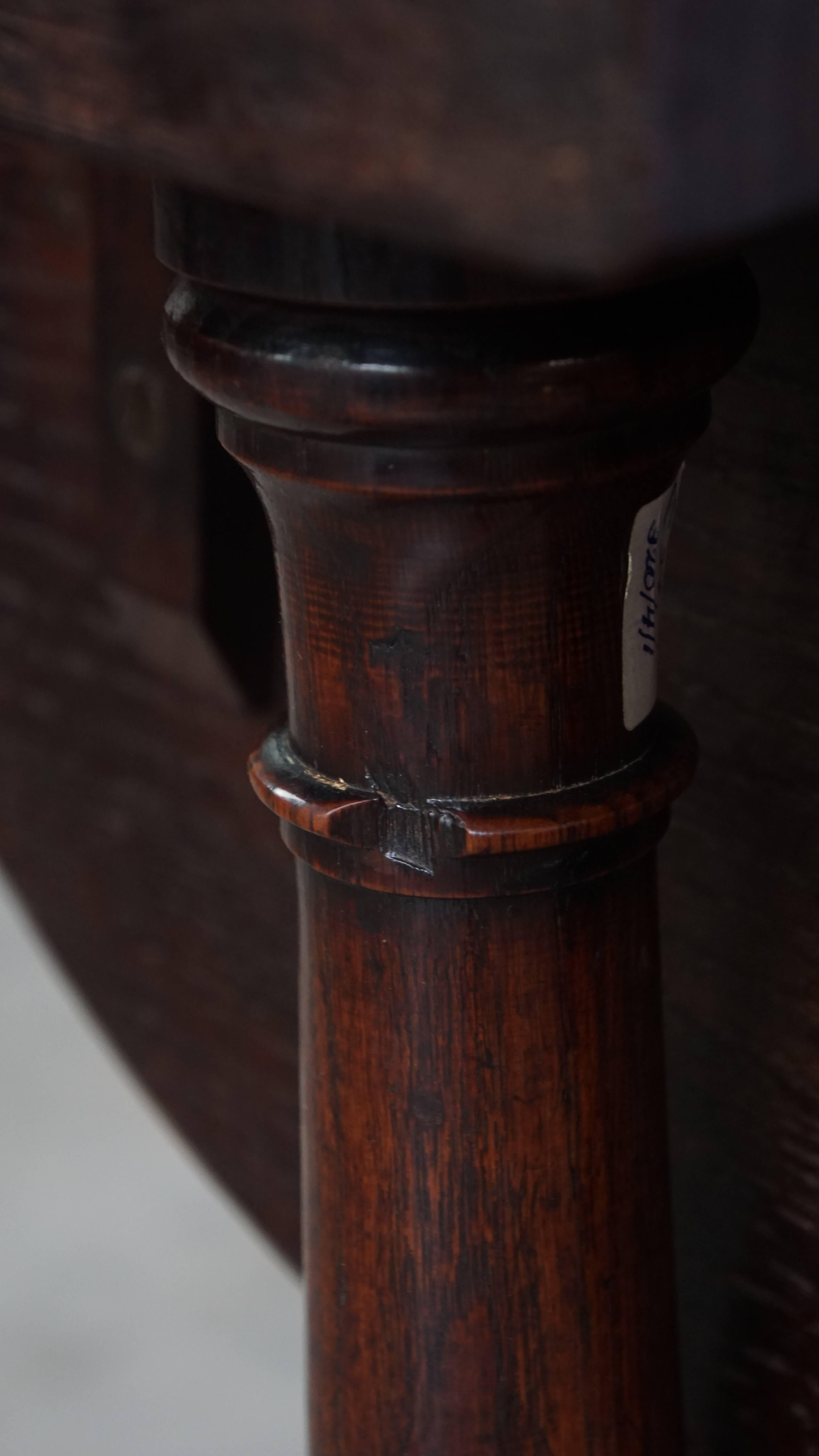 Antigua mesa inglesa de vino / basculante / auxiliar del siglo XIX en venta 5