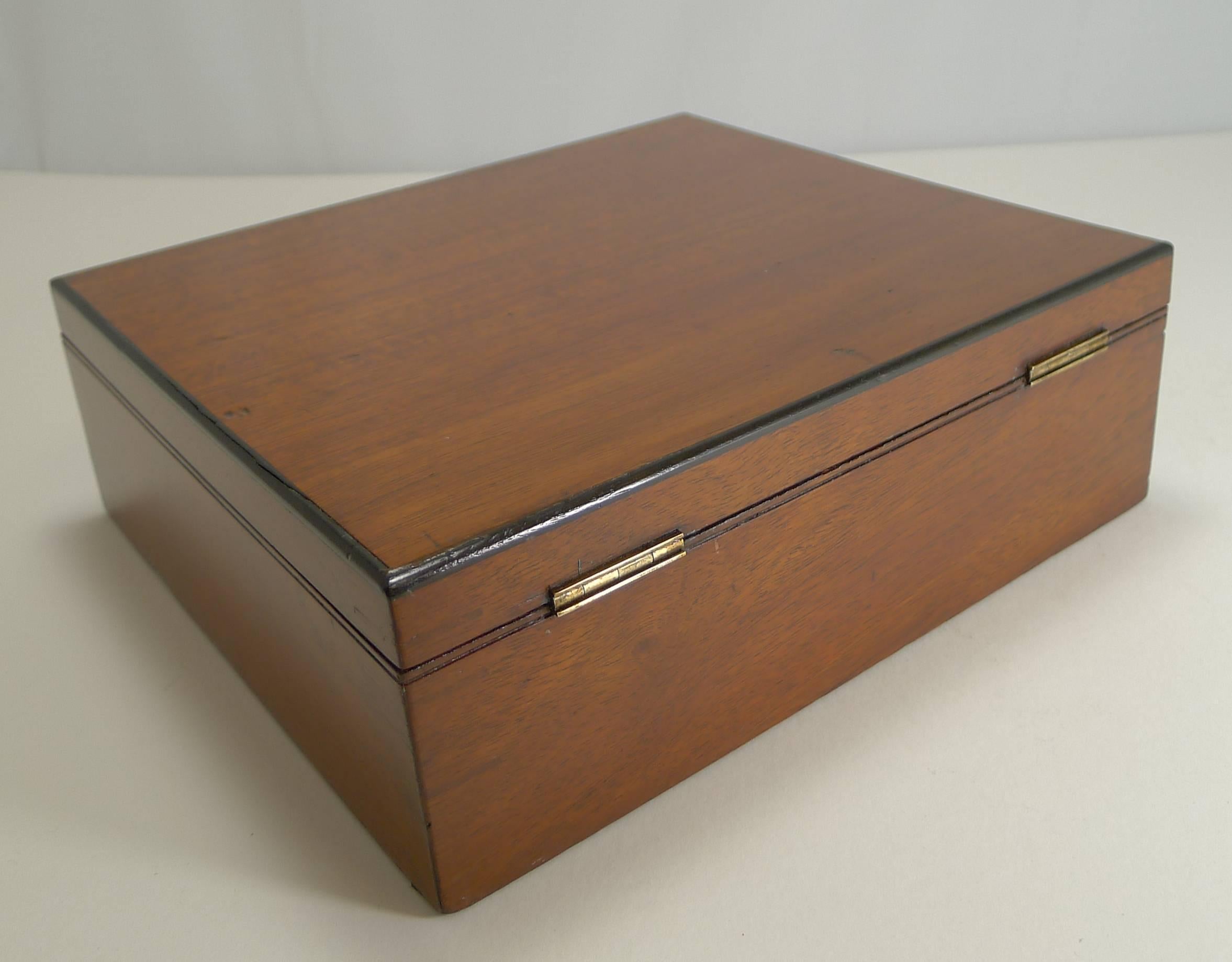 antique watercolor box
