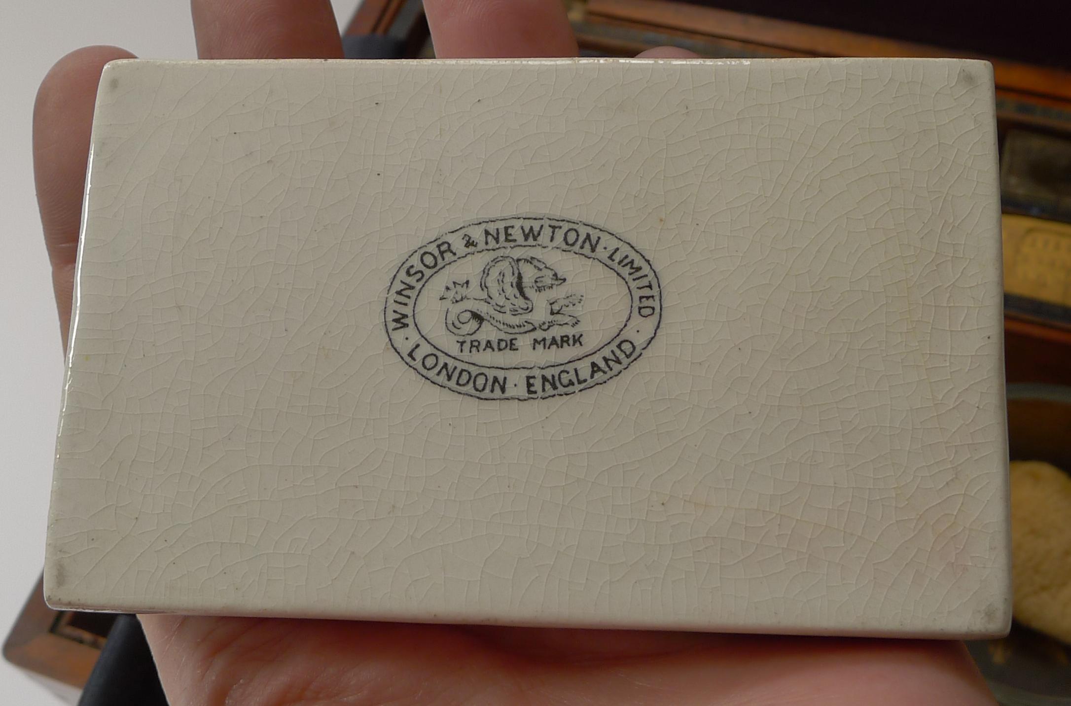 Late 19th Century Antique English Winsor and Newton Artist's Watercolour / Paint Box, c.1885