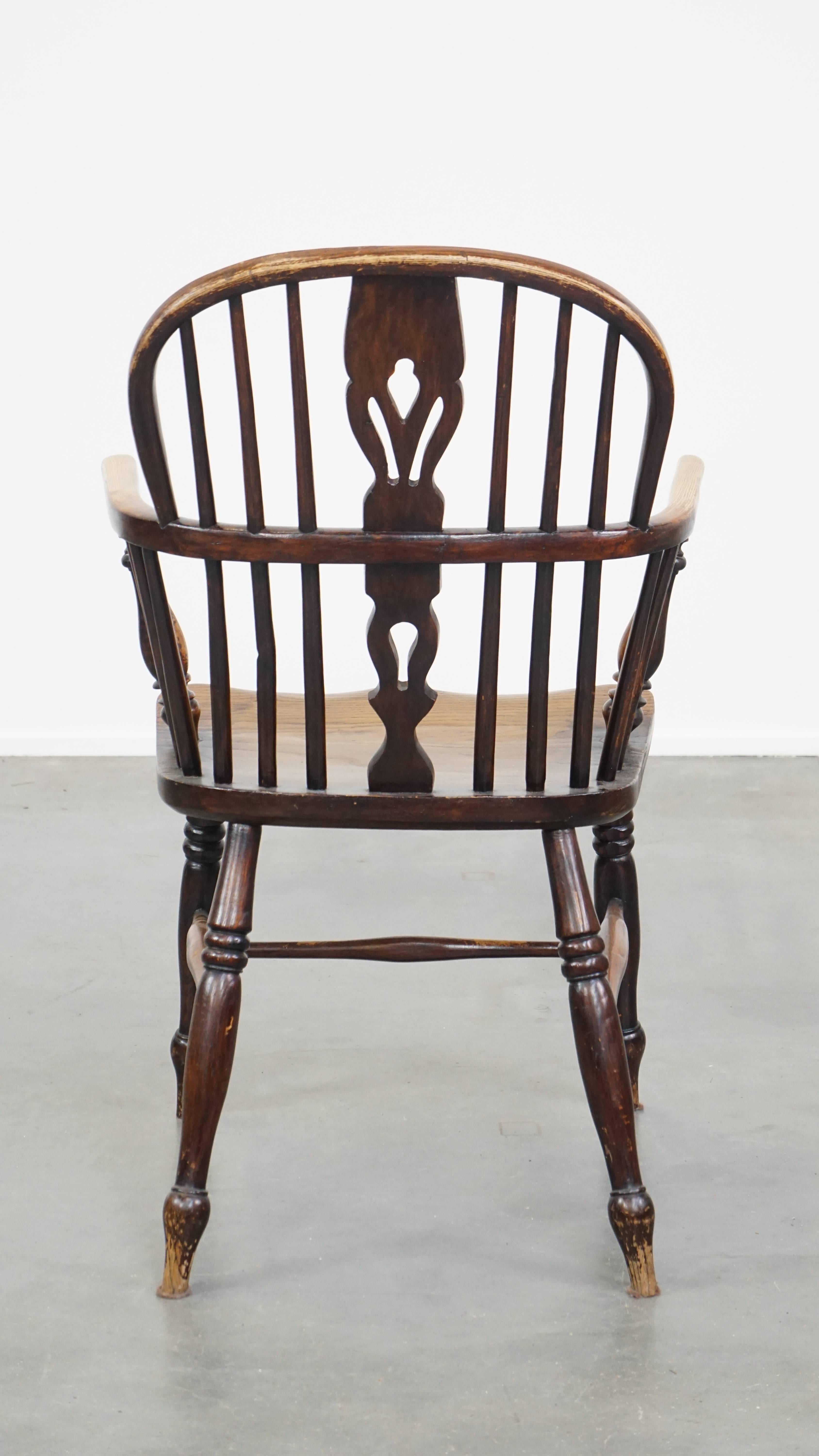 Antiker englischer Windsor-Esszimmer-/Beistellstuhl aus Holz (Handgefertigt) im Angebot