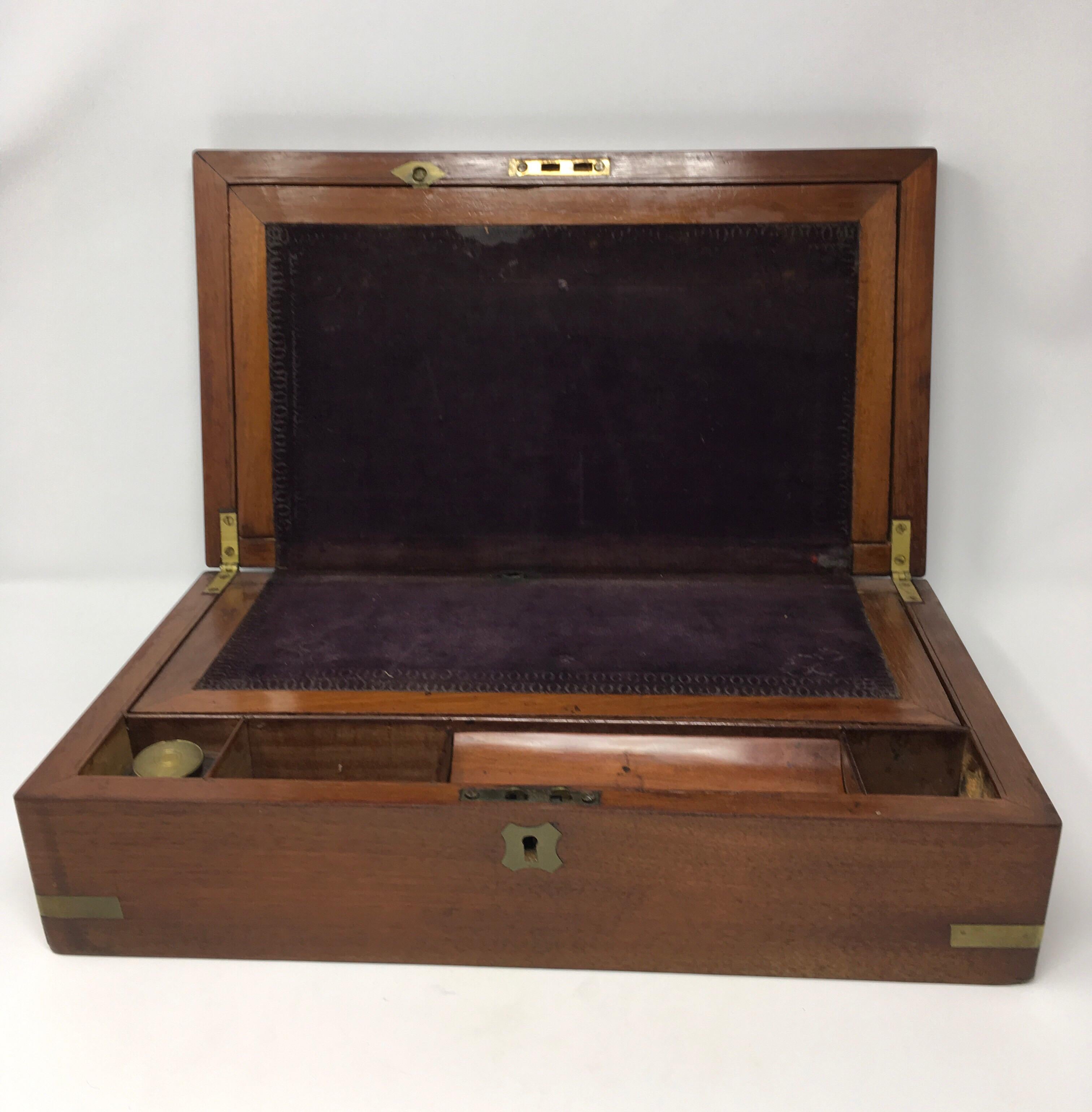 Antique English Writing Box In Good Condition In Houston, TX