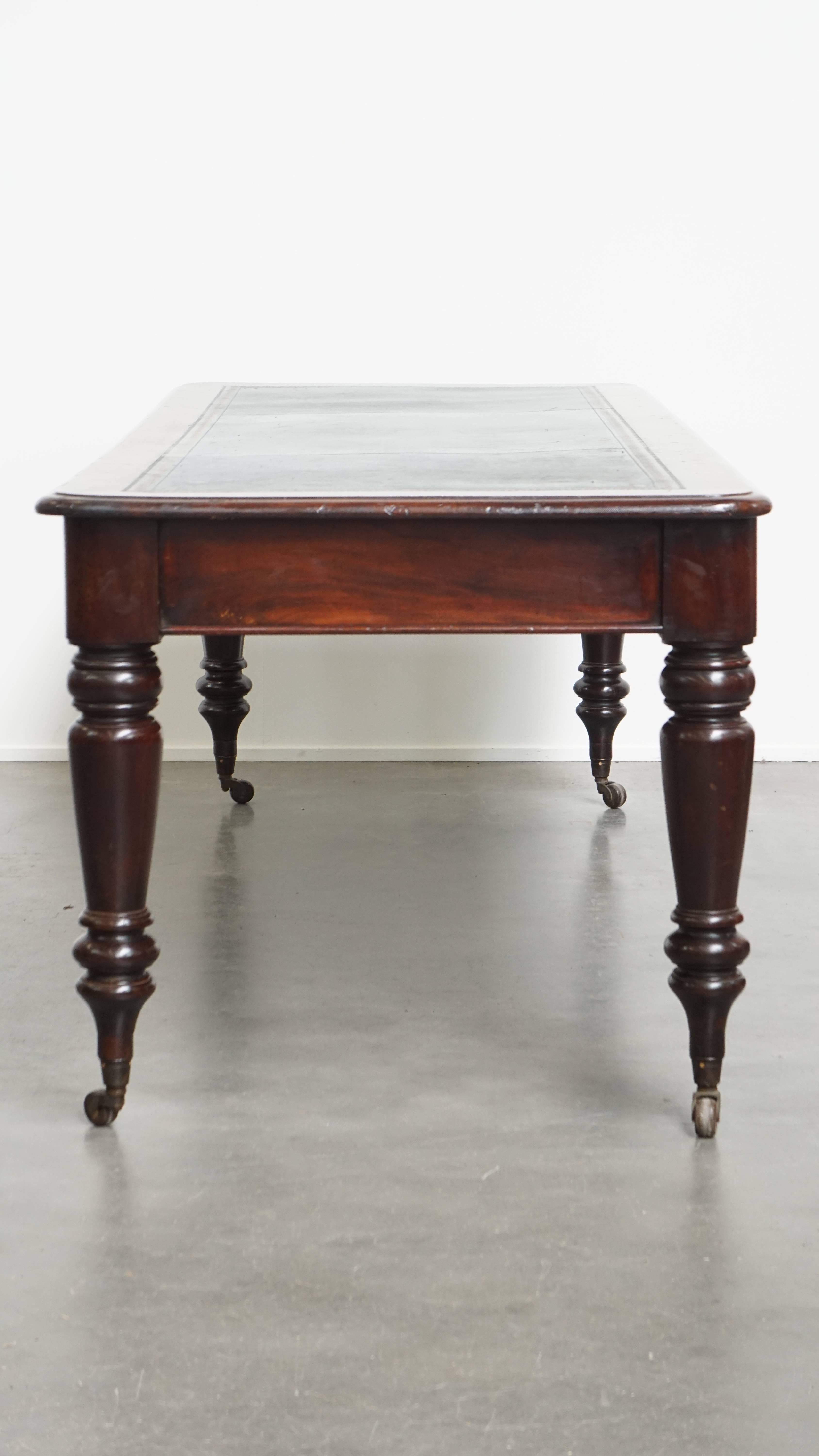 Antique English Writing Table with Blue Leather Top, Mid-19th Century In Fair Condition For Sale In Harderwijk, NL