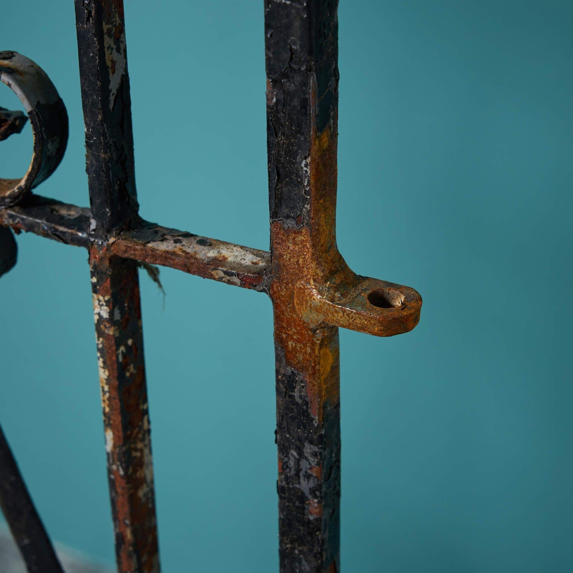 20th Century Antique English Wrought Iron Pedestrian Gate For Sale