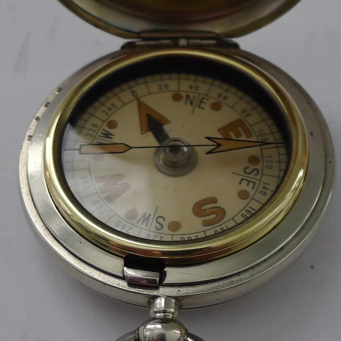 Antique English WW1 Military Issued Compass - 1917 For Sale 2