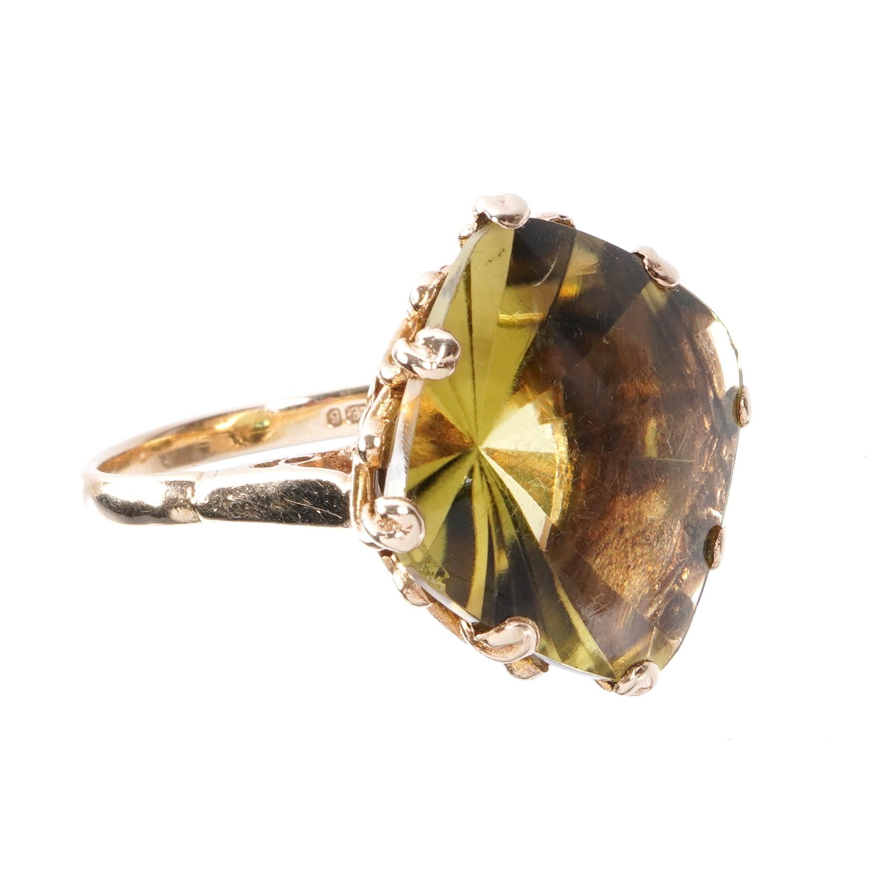Asscher Cut Antique English Yellow Gold Citrine Ring, Size 8 For Sale
