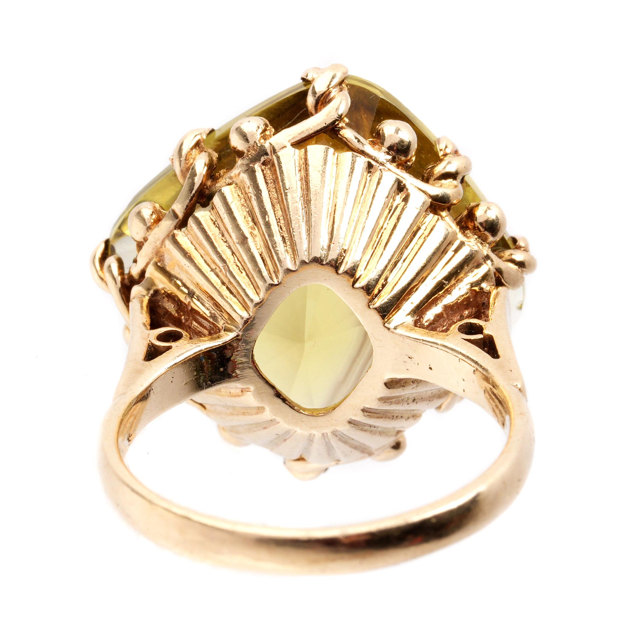 Antique English Yellow Gold Citrine Ring, Size 8 For Sale 2