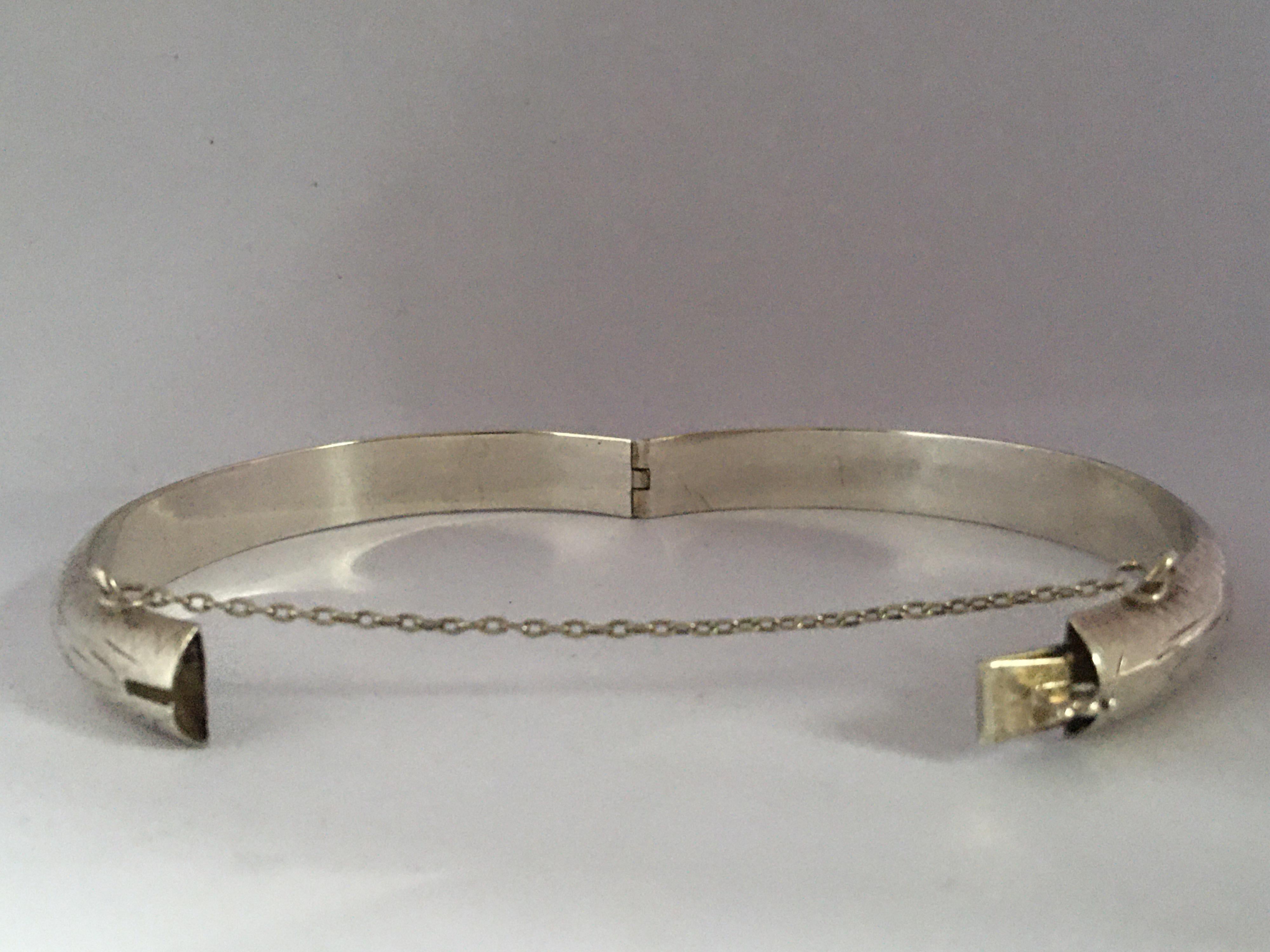 Antique Engraved Hollow Silver Bangle In Fair Condition In Carlisle, GB