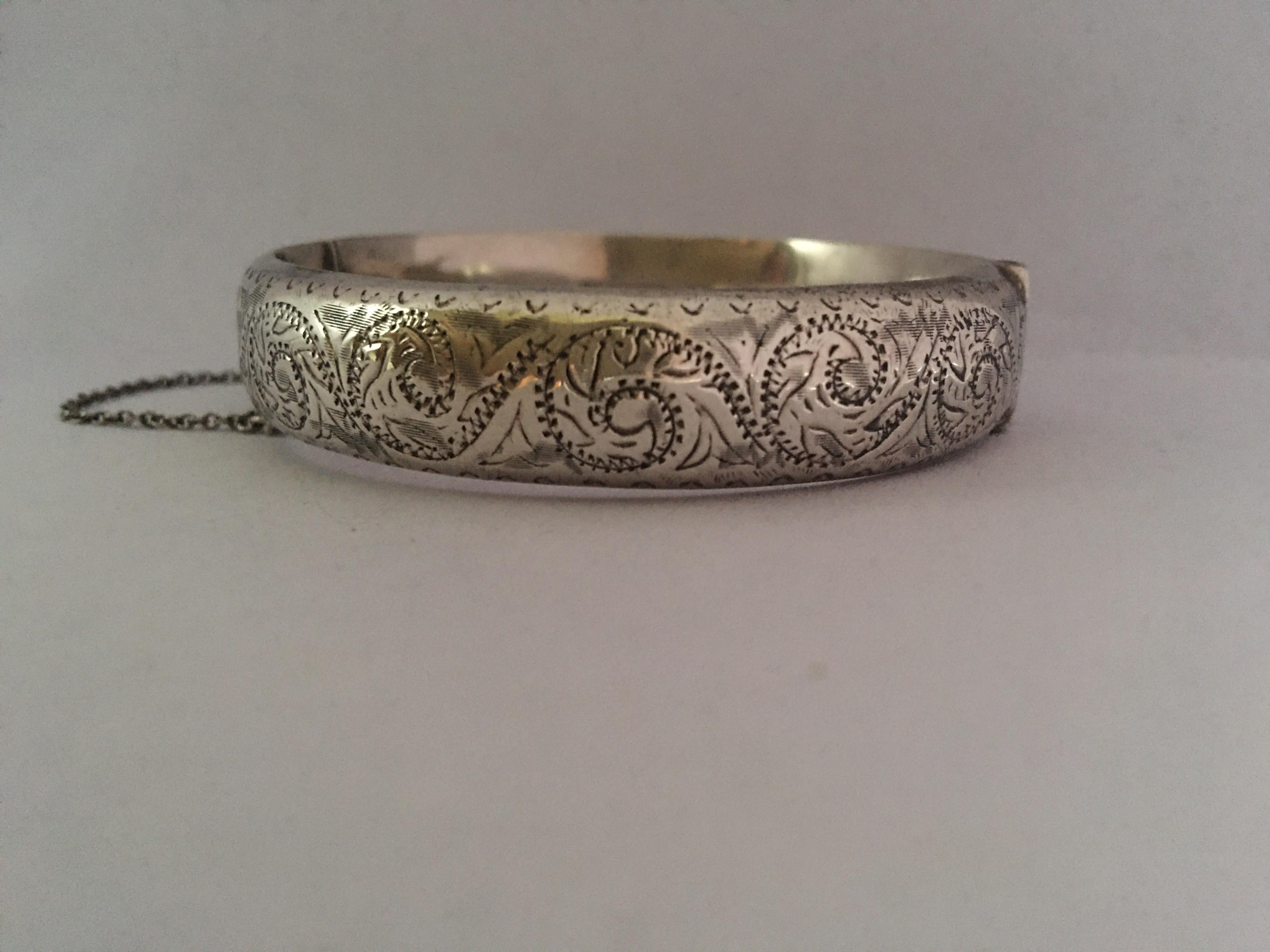 Women's Antique Engraved Hollow Silver Bangle For Sale