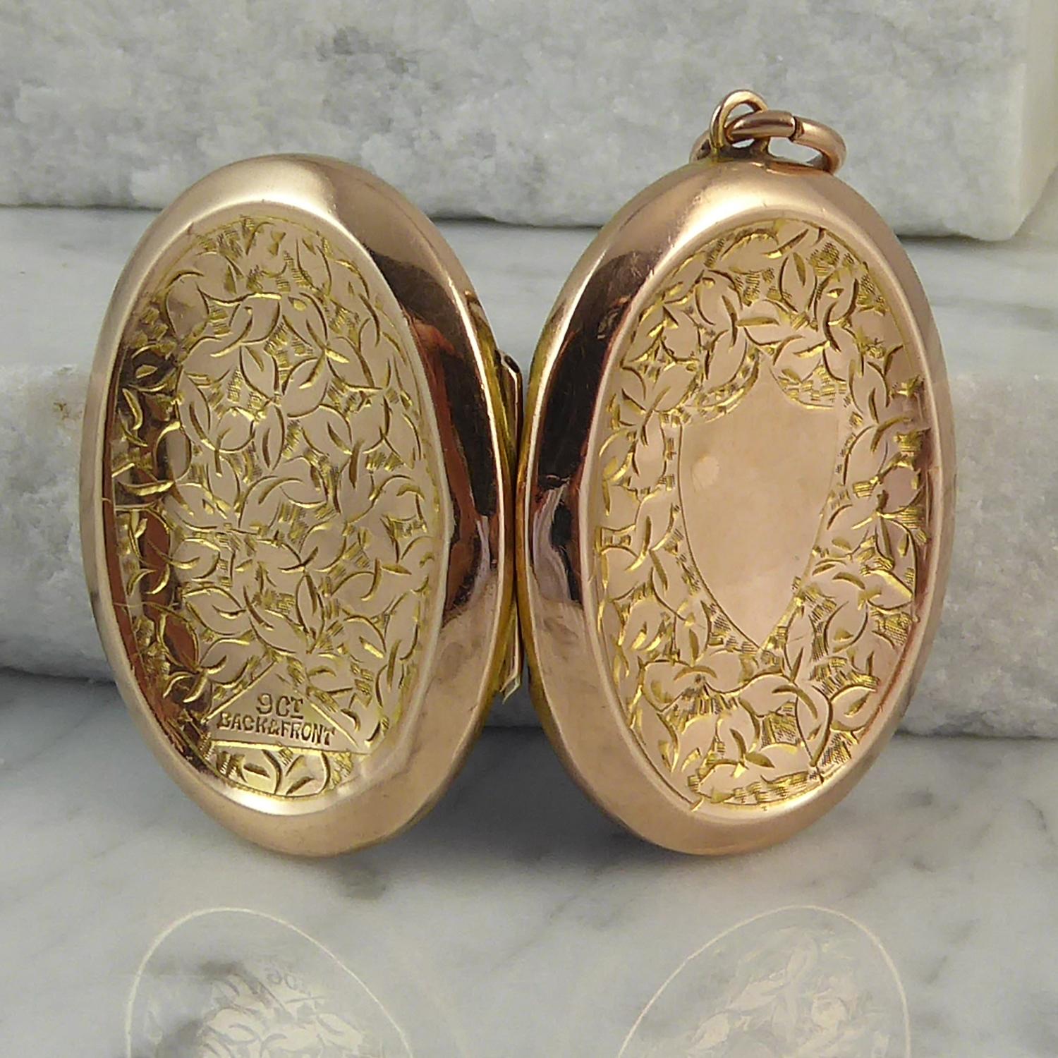 Women's or Men's Antique Engraved Locket, Gold Back and Front, circa 1900, Late Victorian