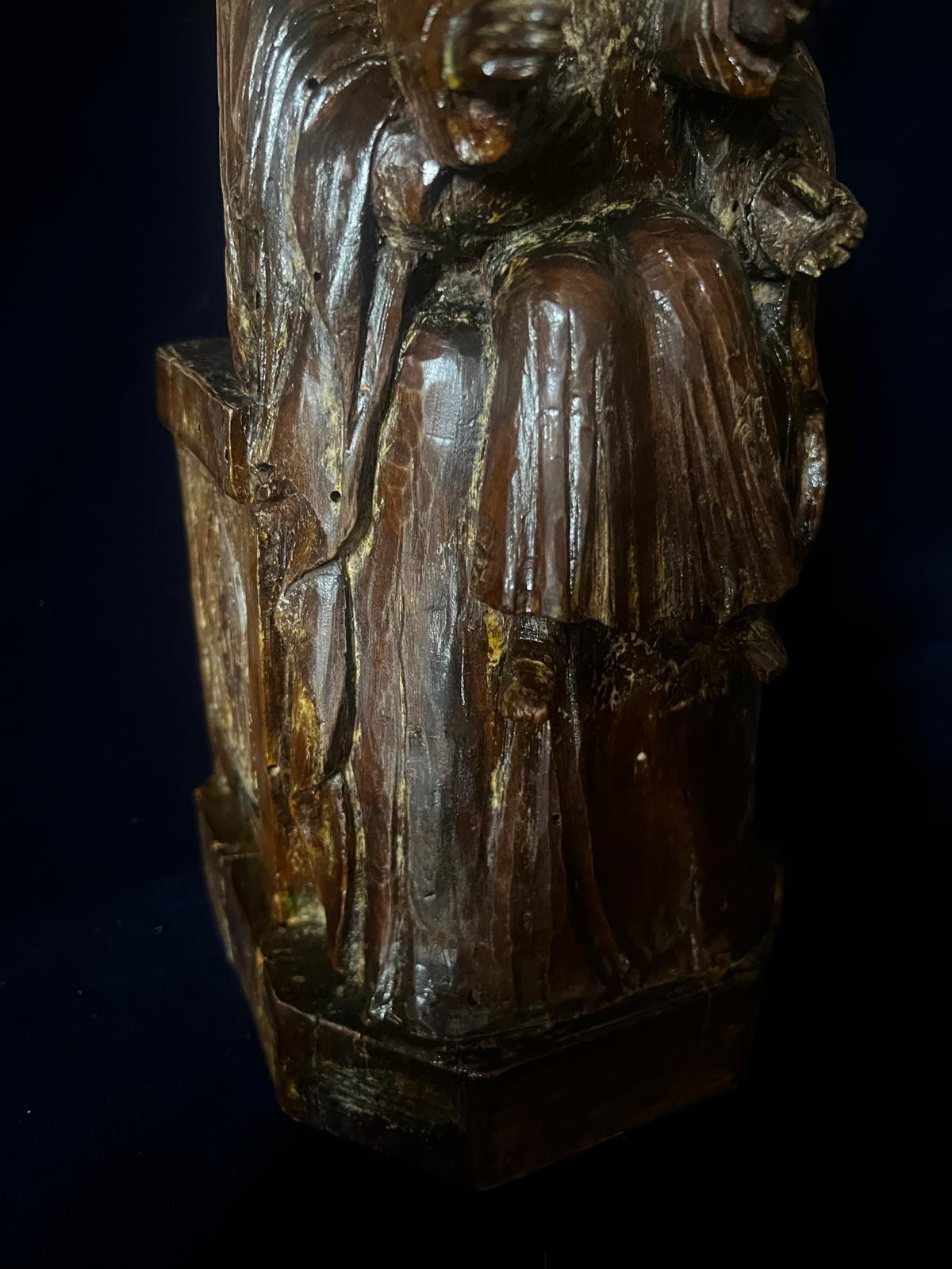 Antique French Romanesque 12th century Enthroned Madonna and Child siglo XVIII y antes en venta