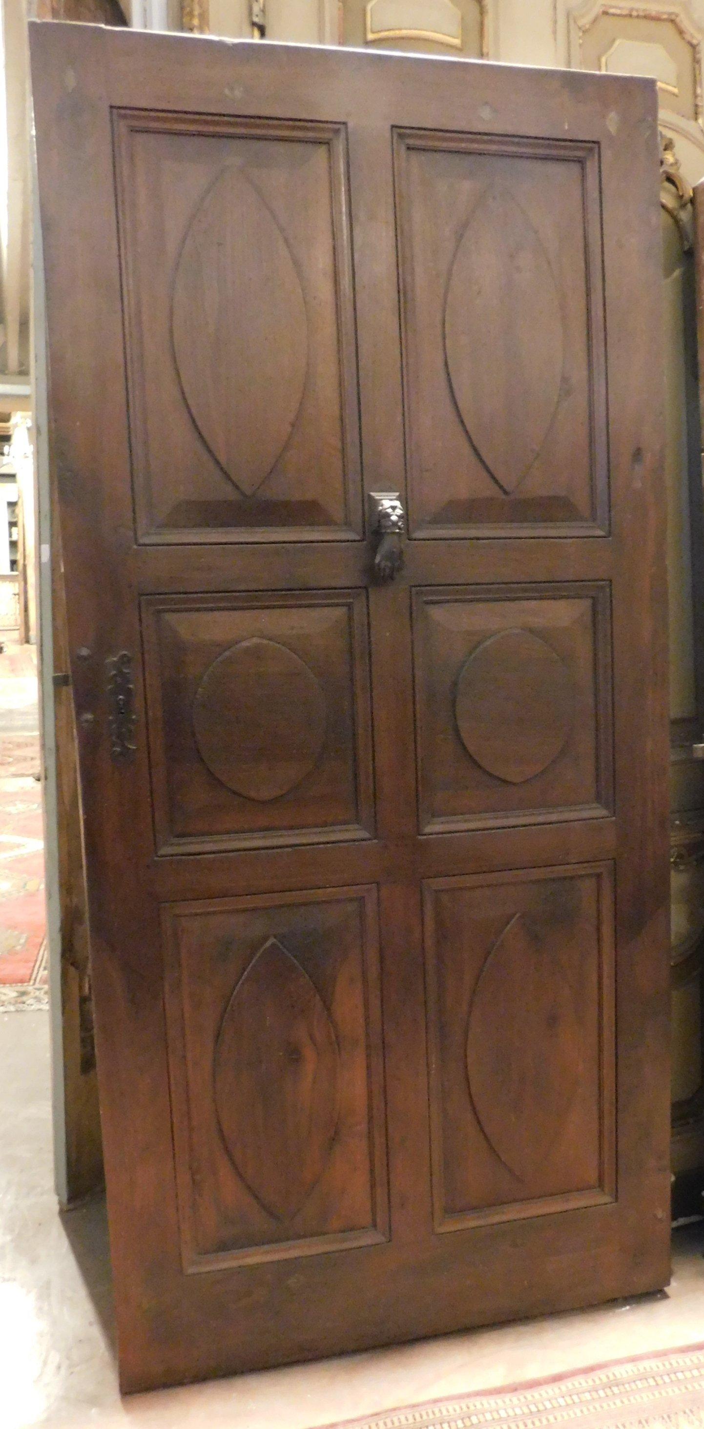 Italian Antique Entrance Door, Main Door in Carved Walnut, 19th Century Italy
