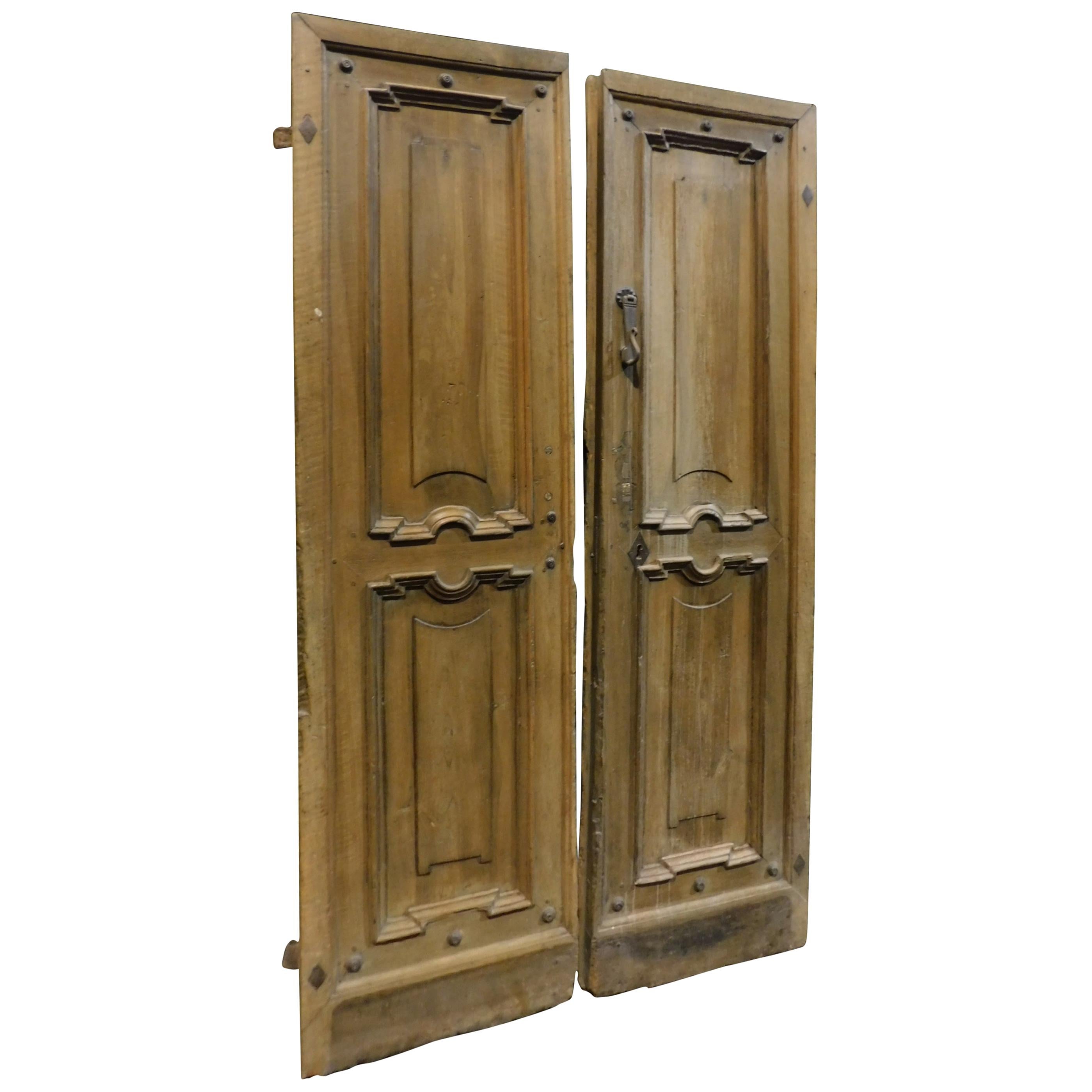 Antique Entrance Door with Double Leaf, Carved Walnut Wood, 1800, Italy