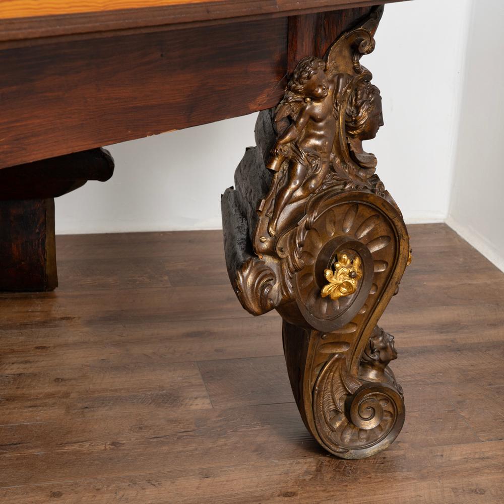 Bronzo Antico tavolo da ingresso con piano intarsiato e gambe in bronzo, Italia, 1860-1880 ca. in vendita