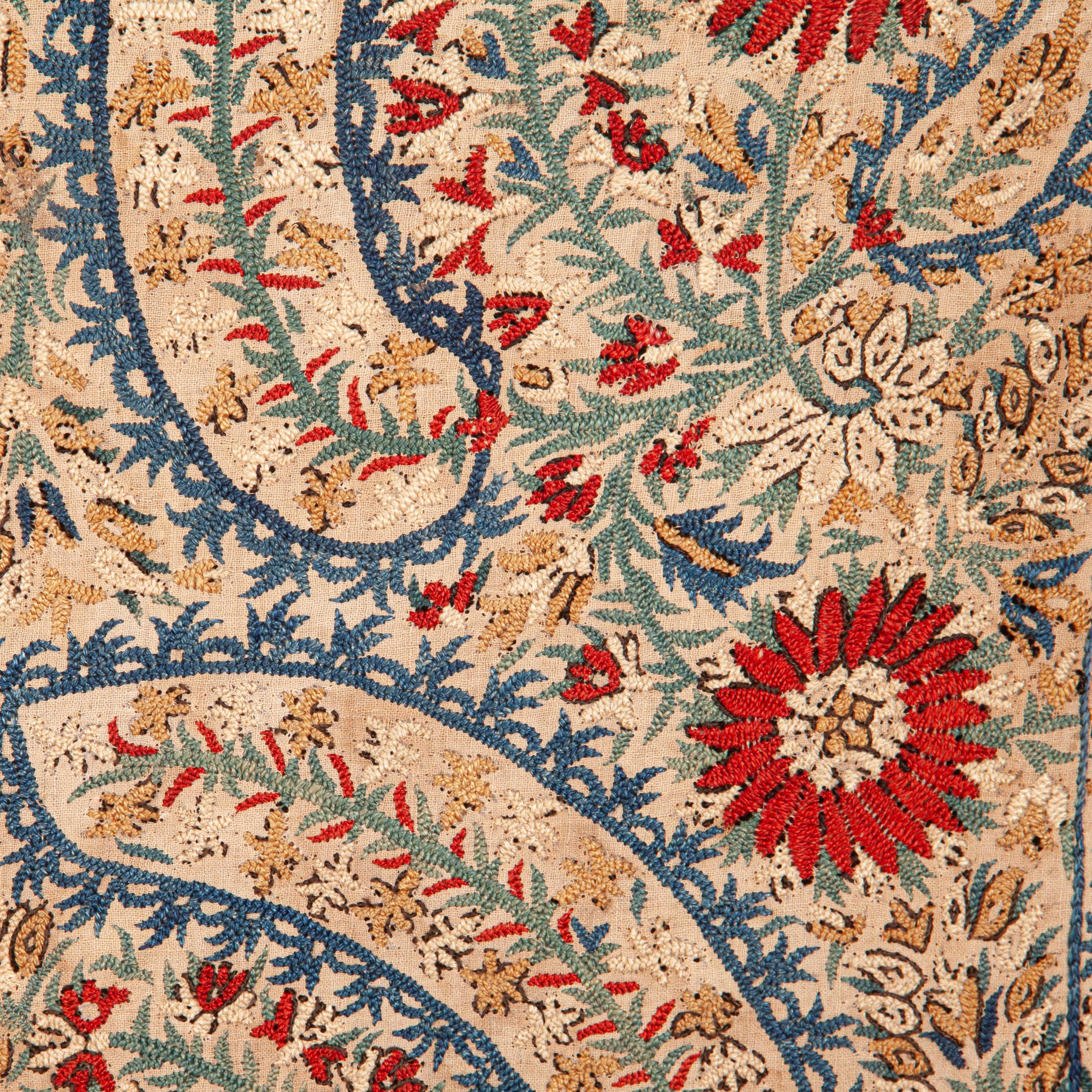 Antique Epirus Greek Embroidery Fragment, 18th Century or Earlier In Good Condition In Istanbul, TR