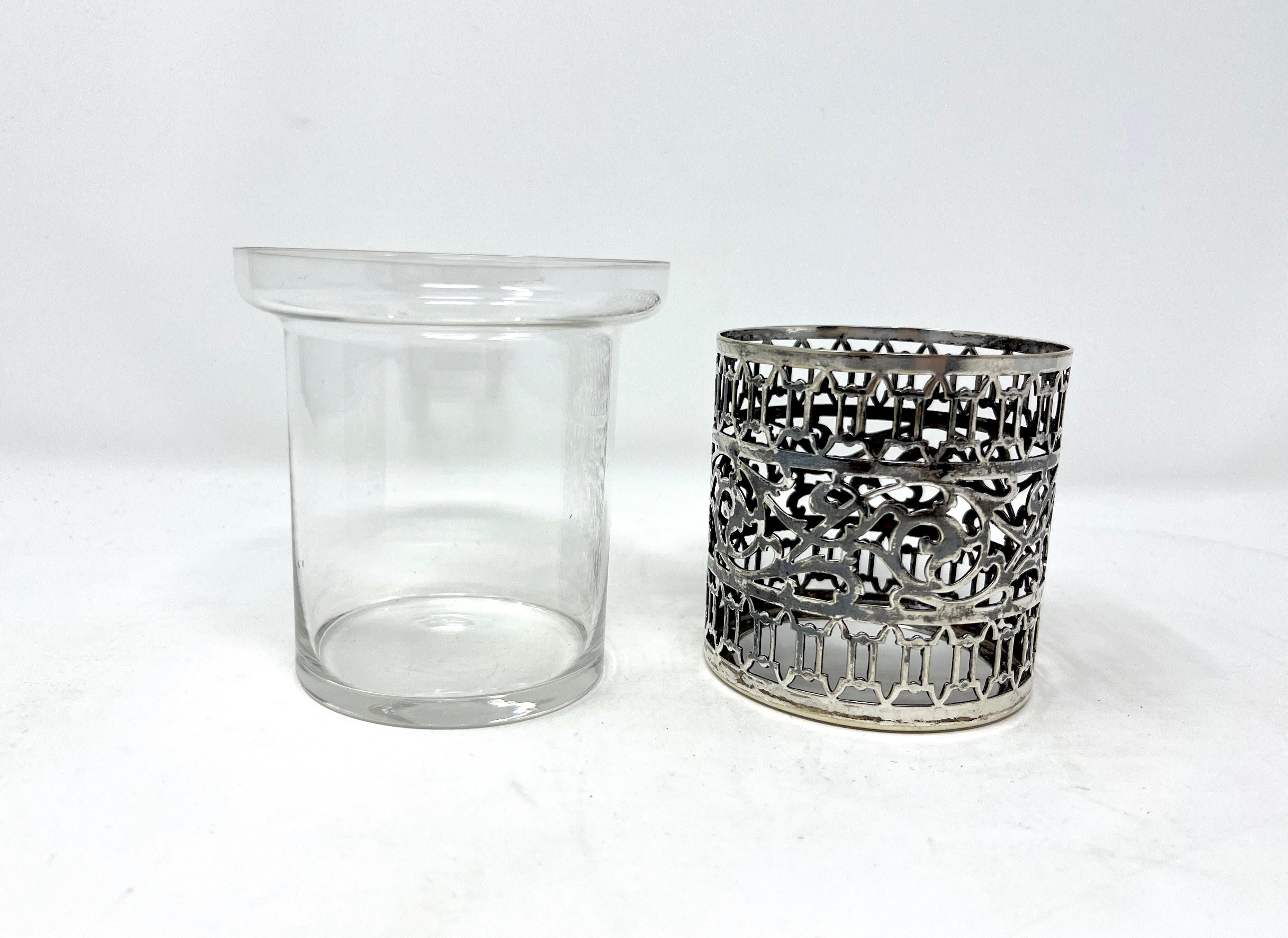 Édouardien Service à célébre édouardien ancien EPNS percé d'argent avec insert en verre en vente