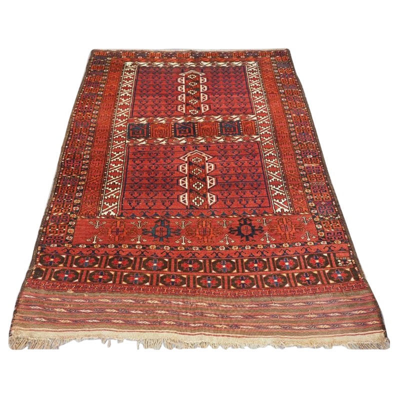 Antico Ersari Turkmen Ensi dal design tradizionale