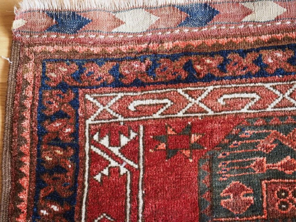 Antique Ersari Turkmen Of Scarce Small Size, Circa 1920 In Excellent Condition For Sale In Moreton-In-Marsh, GB