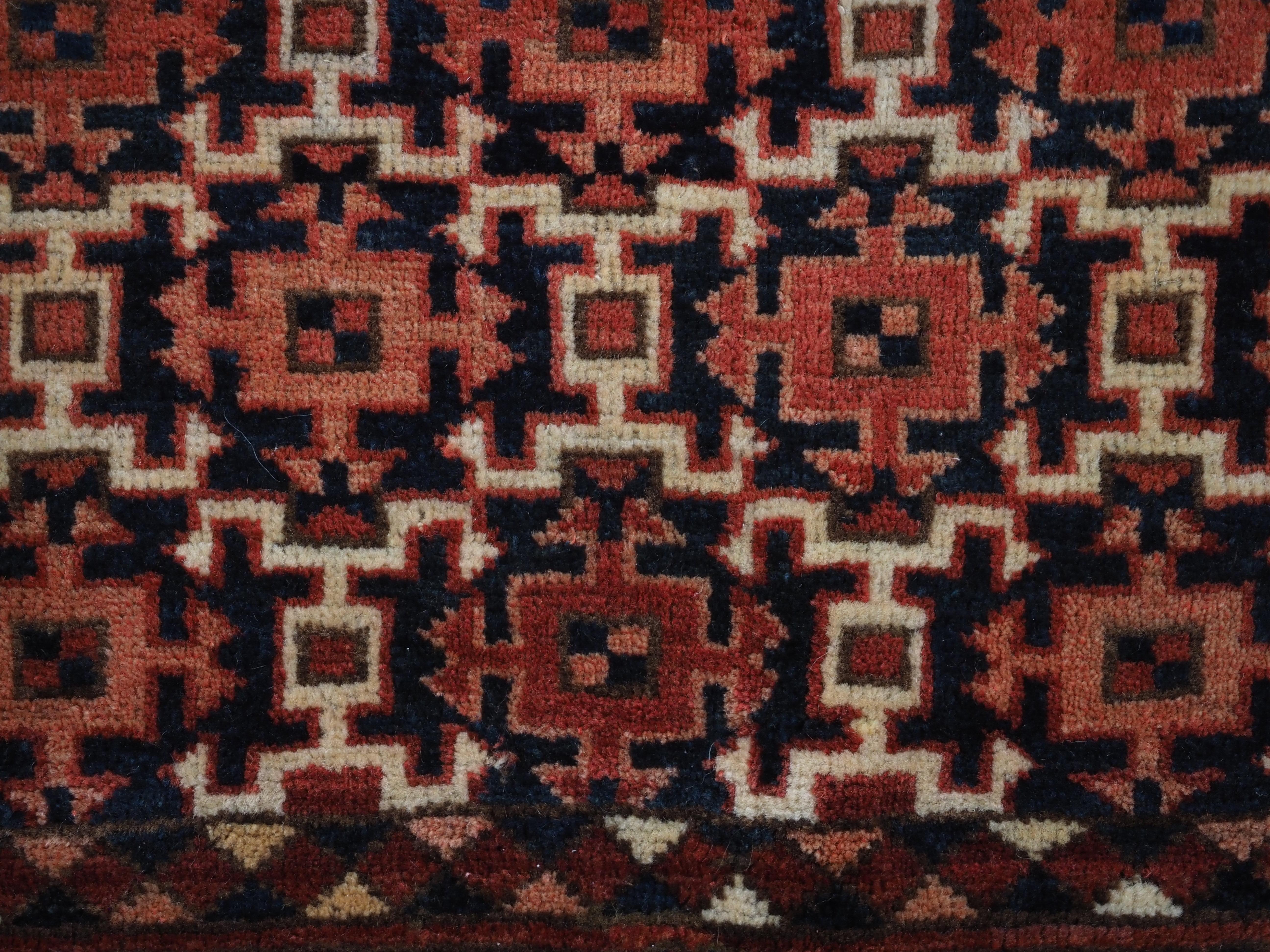 Wool Antique Ersari Turkmen torba with kochak design.  Circa 1880. For Sale