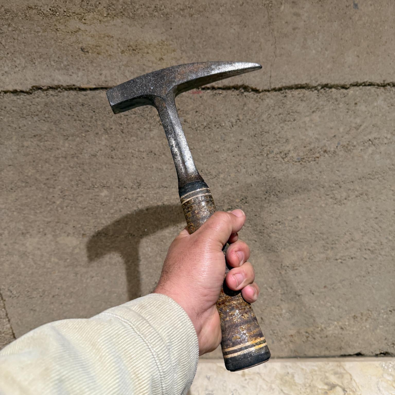 Antique Estwing Geological Rock Hammer Leather Handle For Sale 7