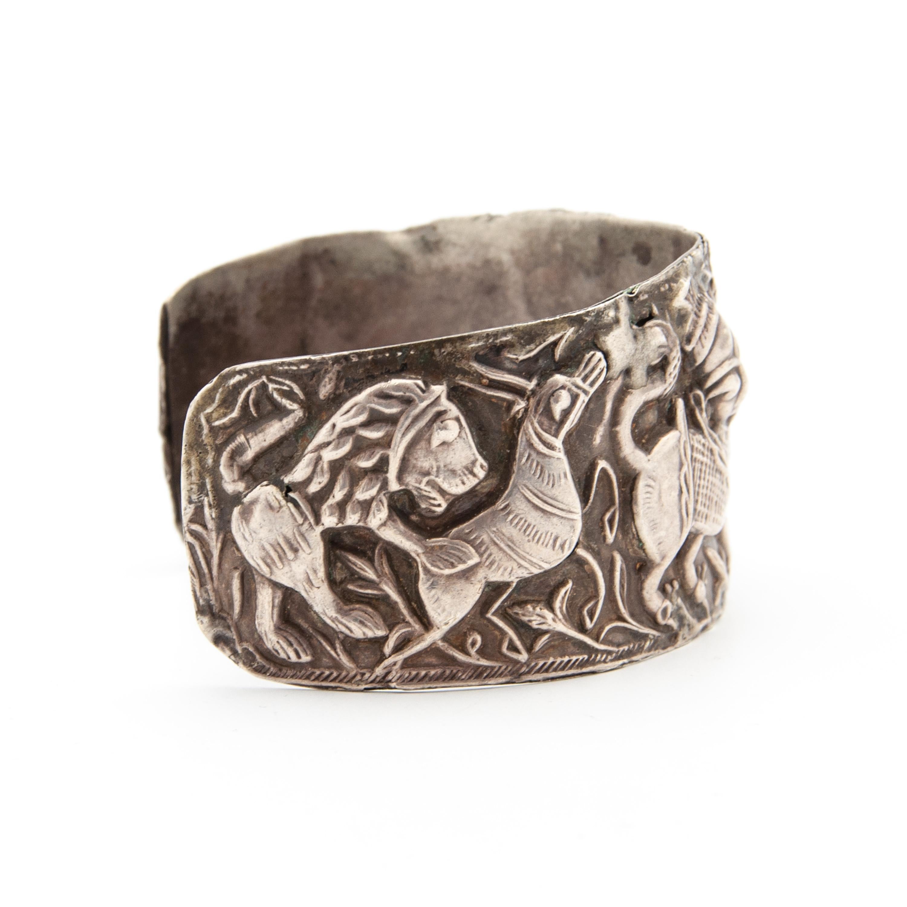 Antique Ethnic Silver Cuff Bracelet with Warrior & Animal Motif For Sale 2