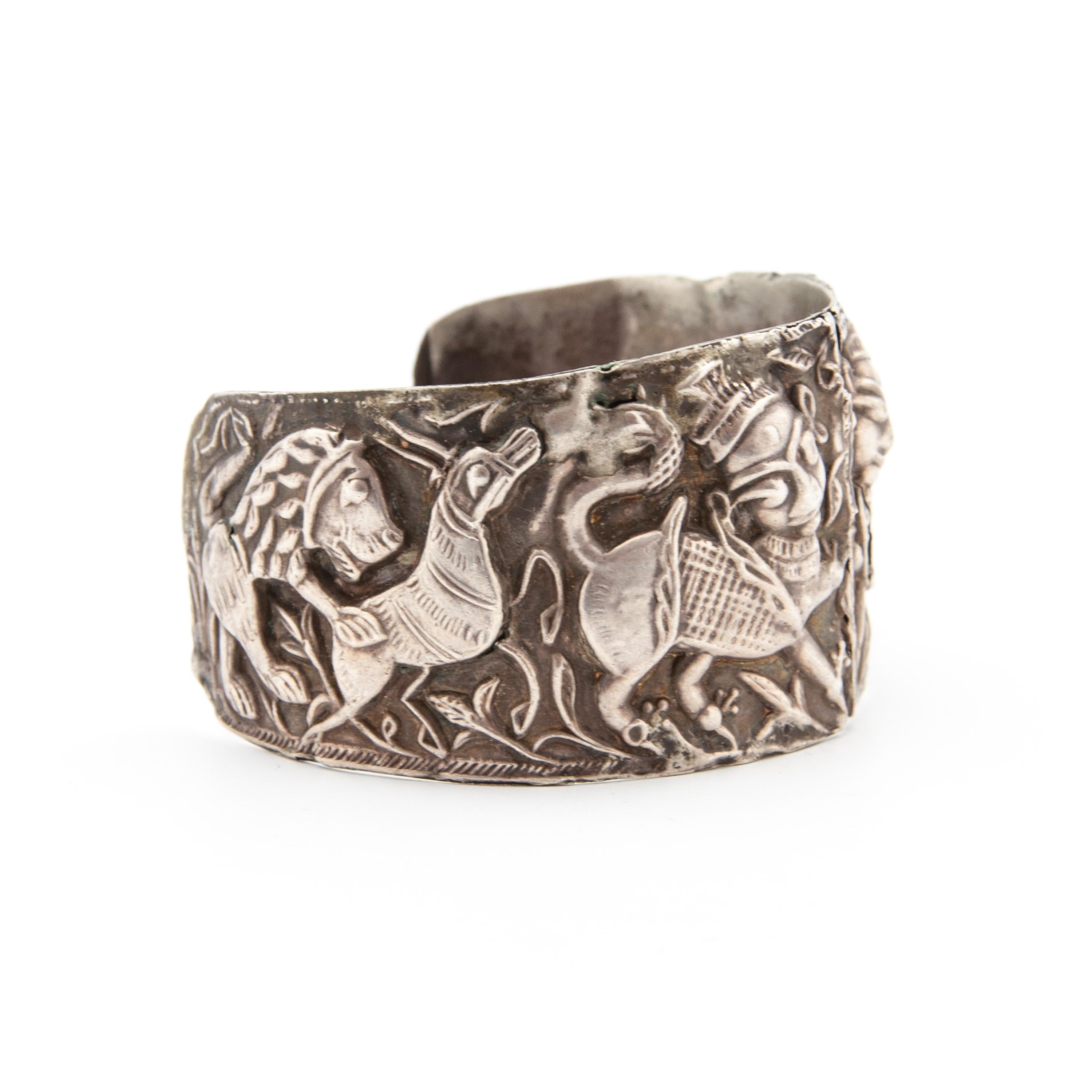 Antique Ethnic Silver Cuff Bracelet with Warrior & Animal Motif For Sale 3