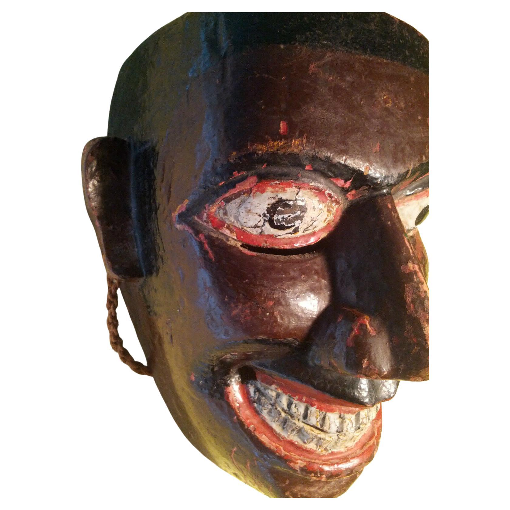 Masque de danse ethnographique ancien en bois polychrome du Sri Lanka Pita Sanniya en vente 5