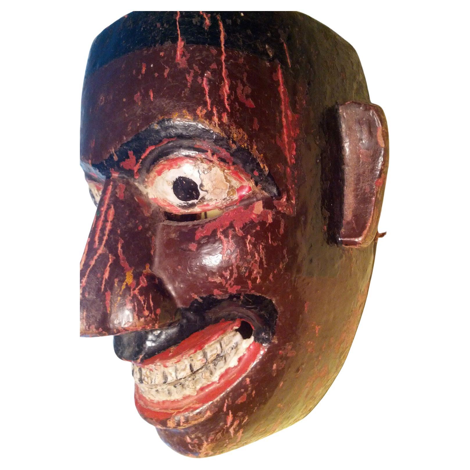 Autre Masque de danse ethnographique ancien en bois polychrome du Sri Lanka Pita Sanniya en vente