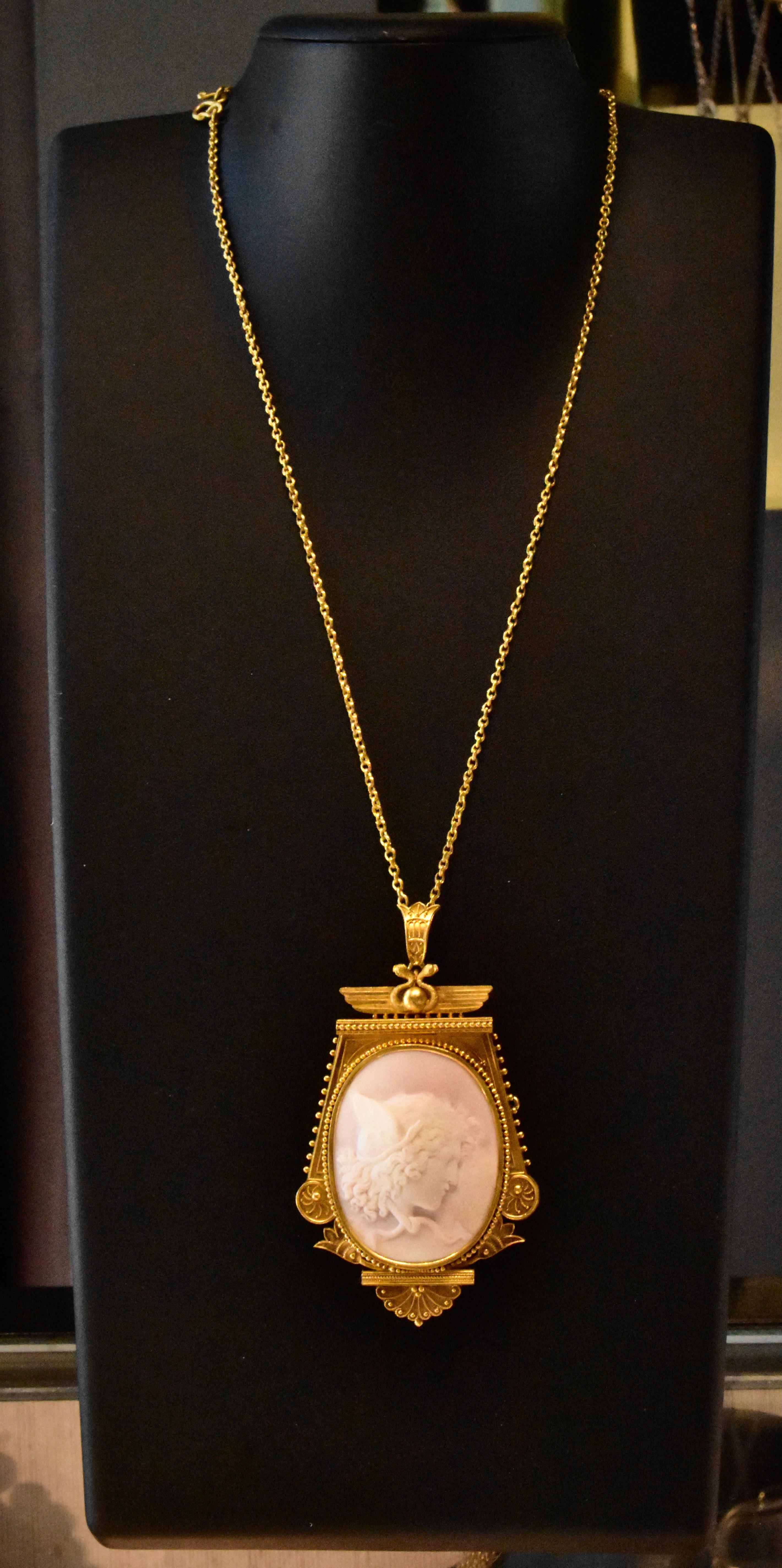 Antique Etruscan Revival Angel Skin Shell Cameo Medusa Brooch/Pendant, c. 1875 For Sale 3
