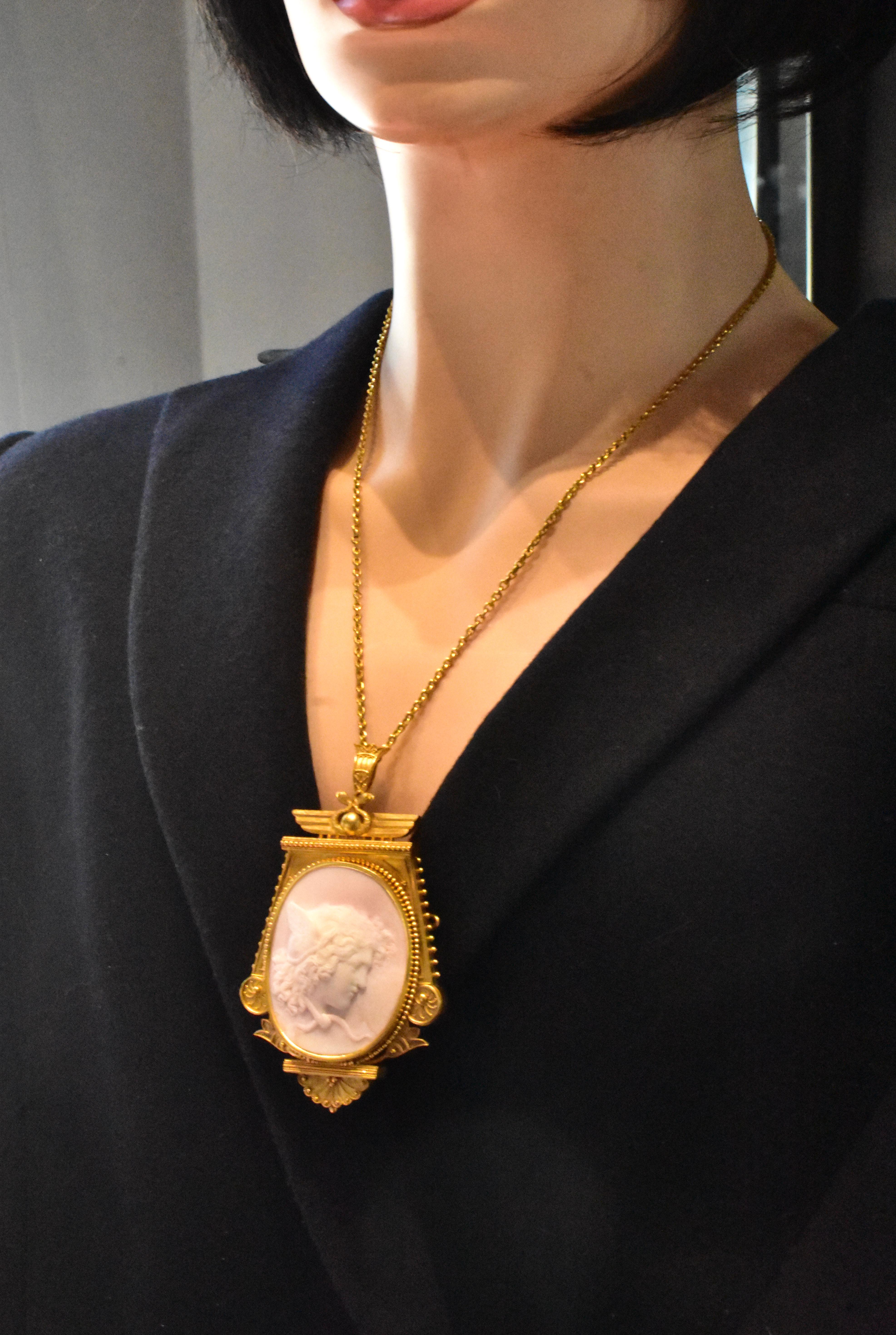 Antique Etruscan Revival Angel Skin Shell Cameo Medusa Brooch/Pendant, c. 1875 For Sale 4