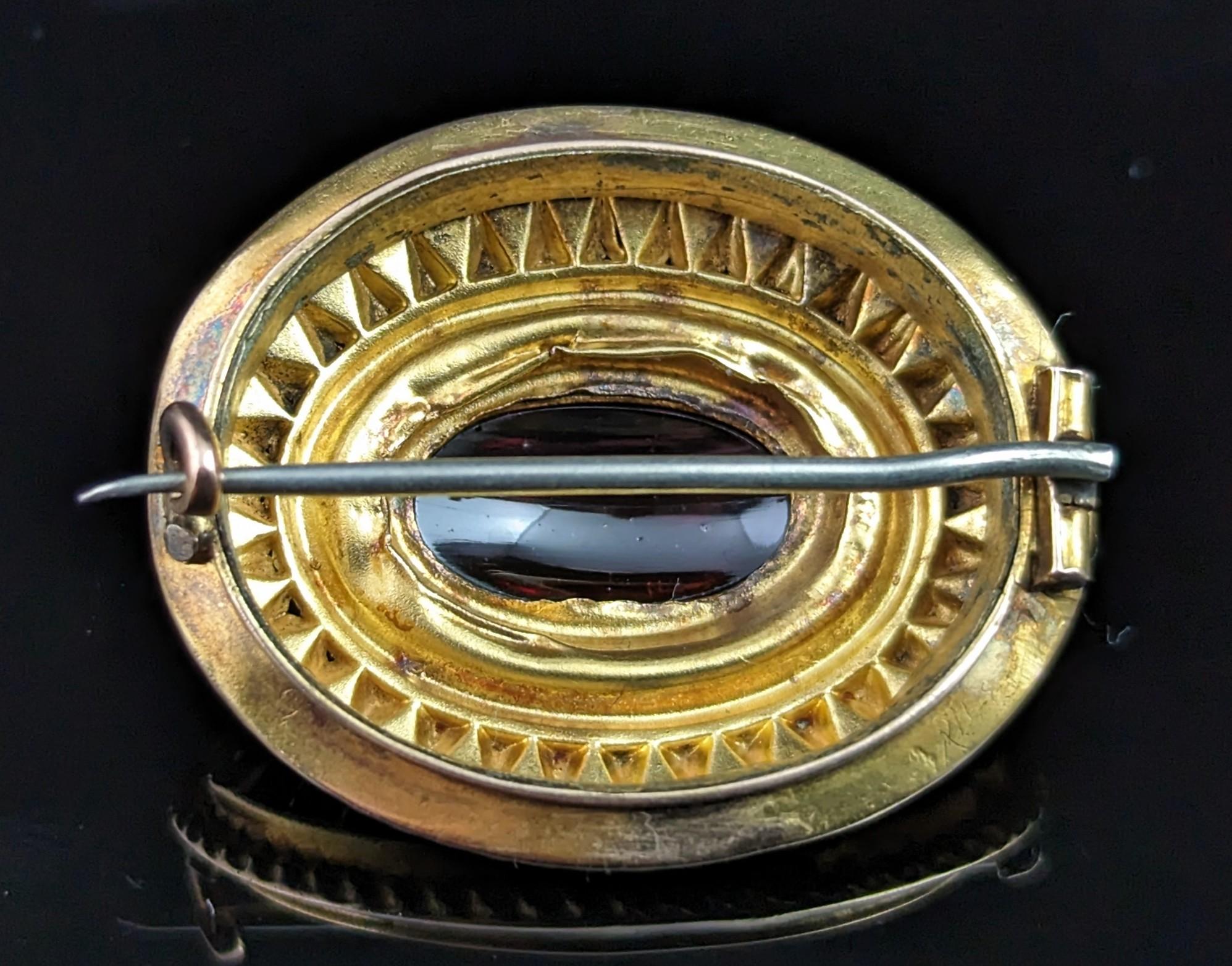 Antique Etruscan Revival Garnet Cabochon Brooch, 9k Gold 1