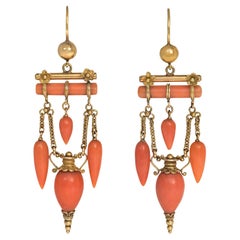 Boucles d'oreilles pendantes en or et corail Antique Revive