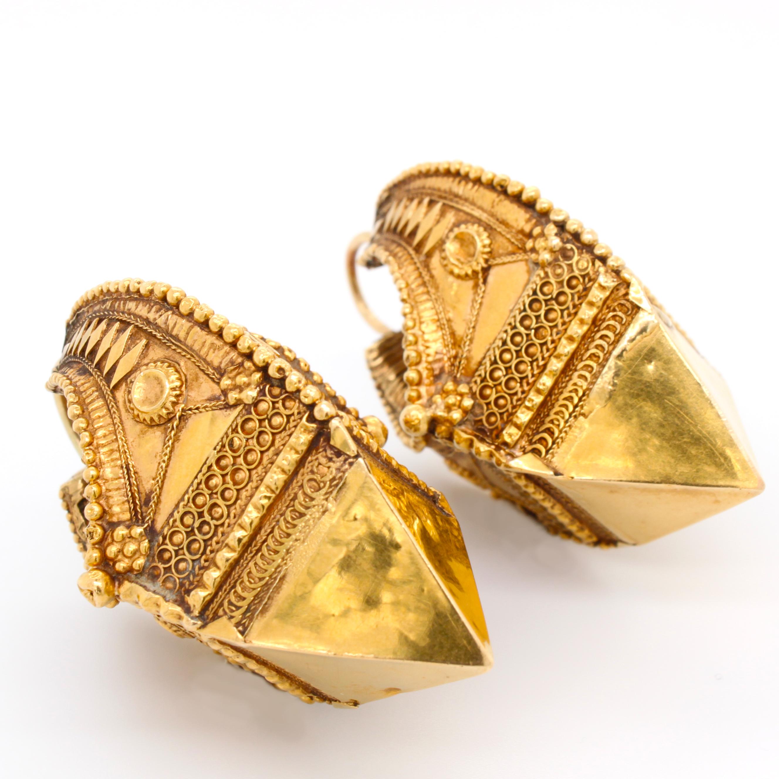 etruscan gold earrings