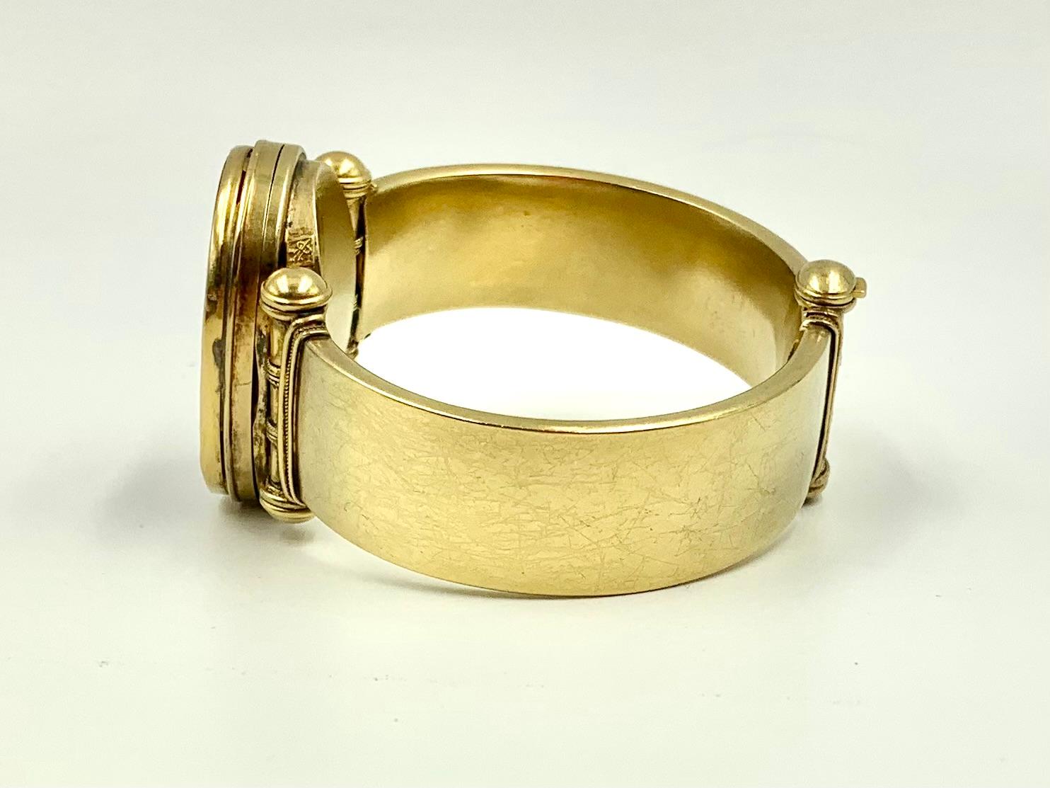 Antique Etruscan Revival Grand Tour Intaglio 15K Yellow Gold Locket Bracelet For Sale 6