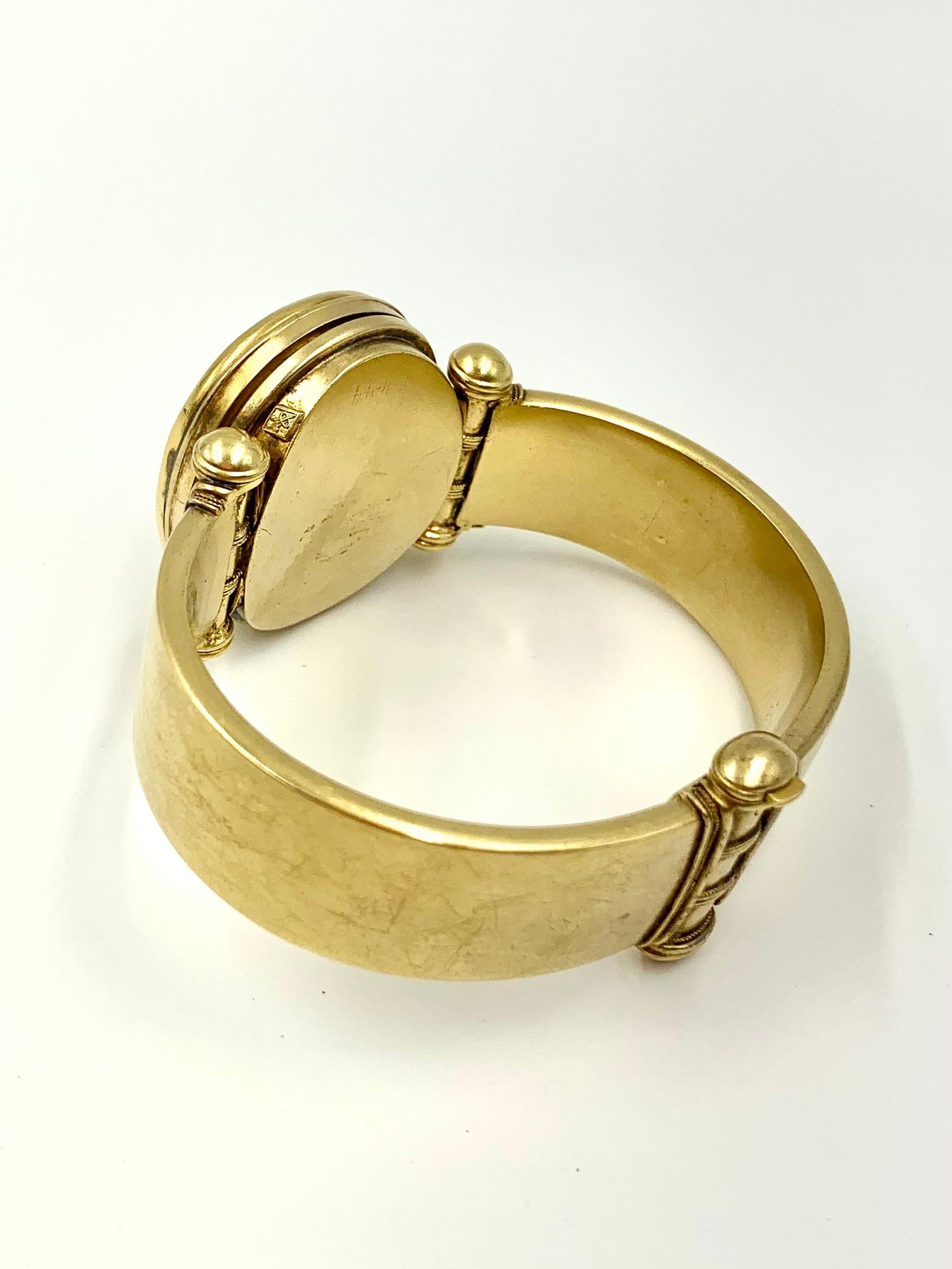 Antique Etruscan Revival Grand Tour Intaglio 15K Yellow Gold Locket Bracelet For Sale 7