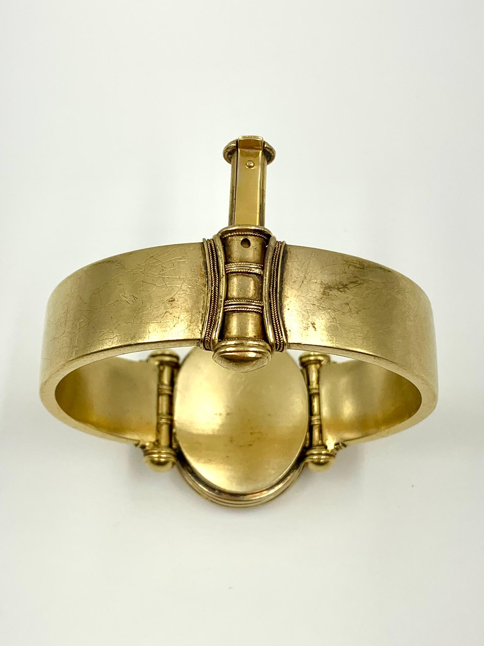Antique Etruscan Revival Grand Tour Intaglio 15K Yellow Gold Locket Bracelet For Sale 11
