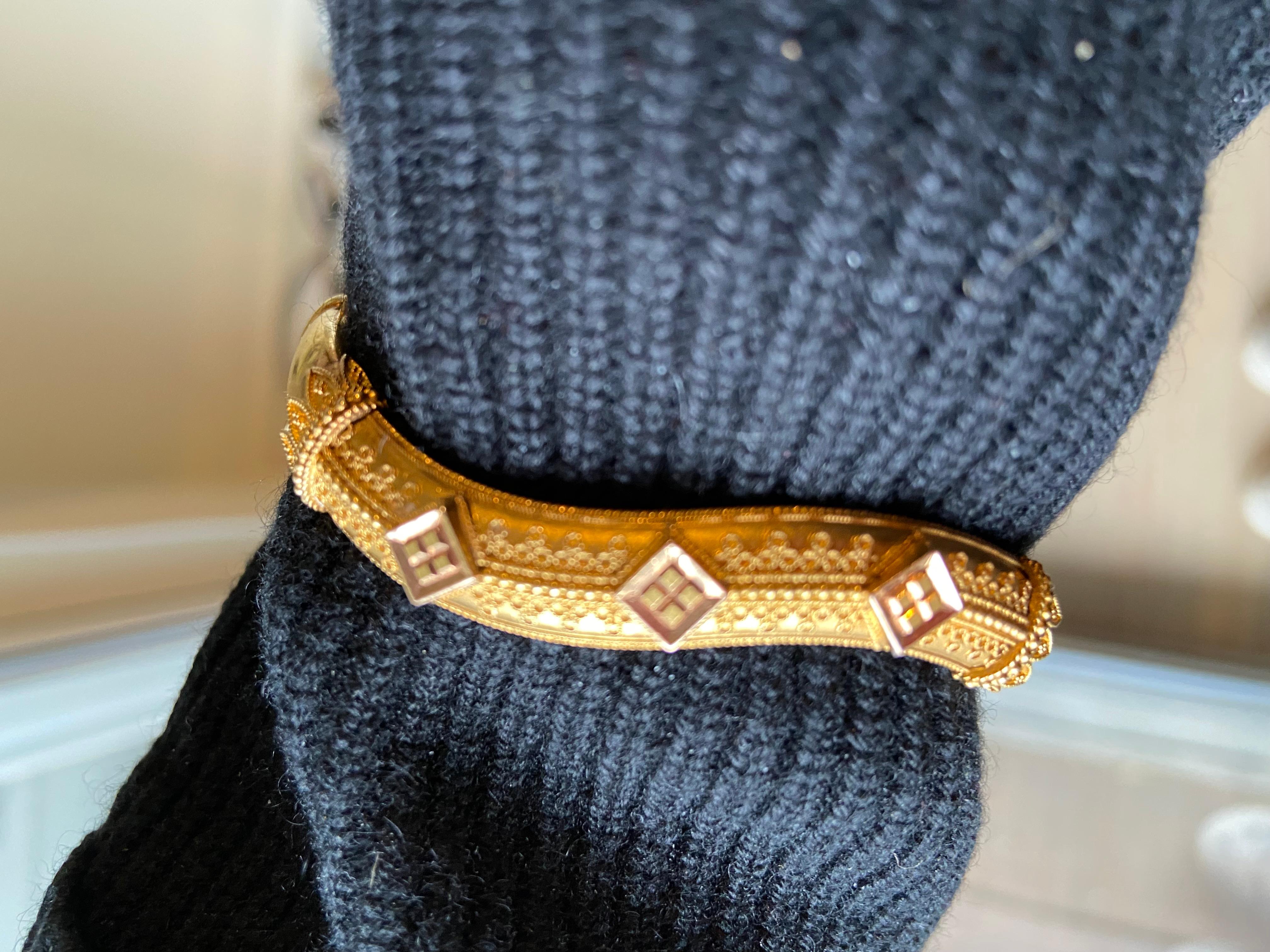 Antique Etruscan Revival Wave Bracelet in 15 Kt Gold For Sale 4