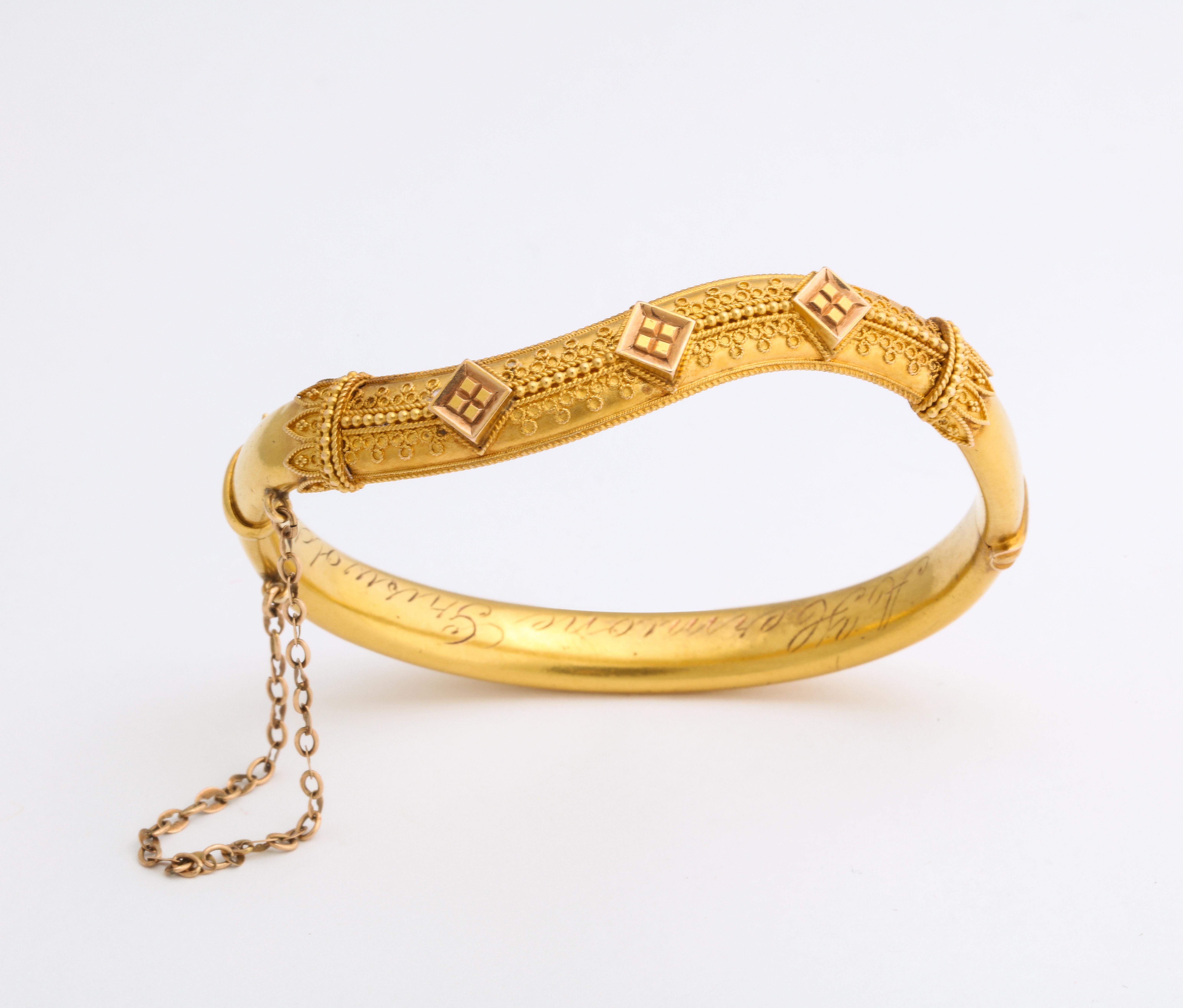 gold er bracelet design