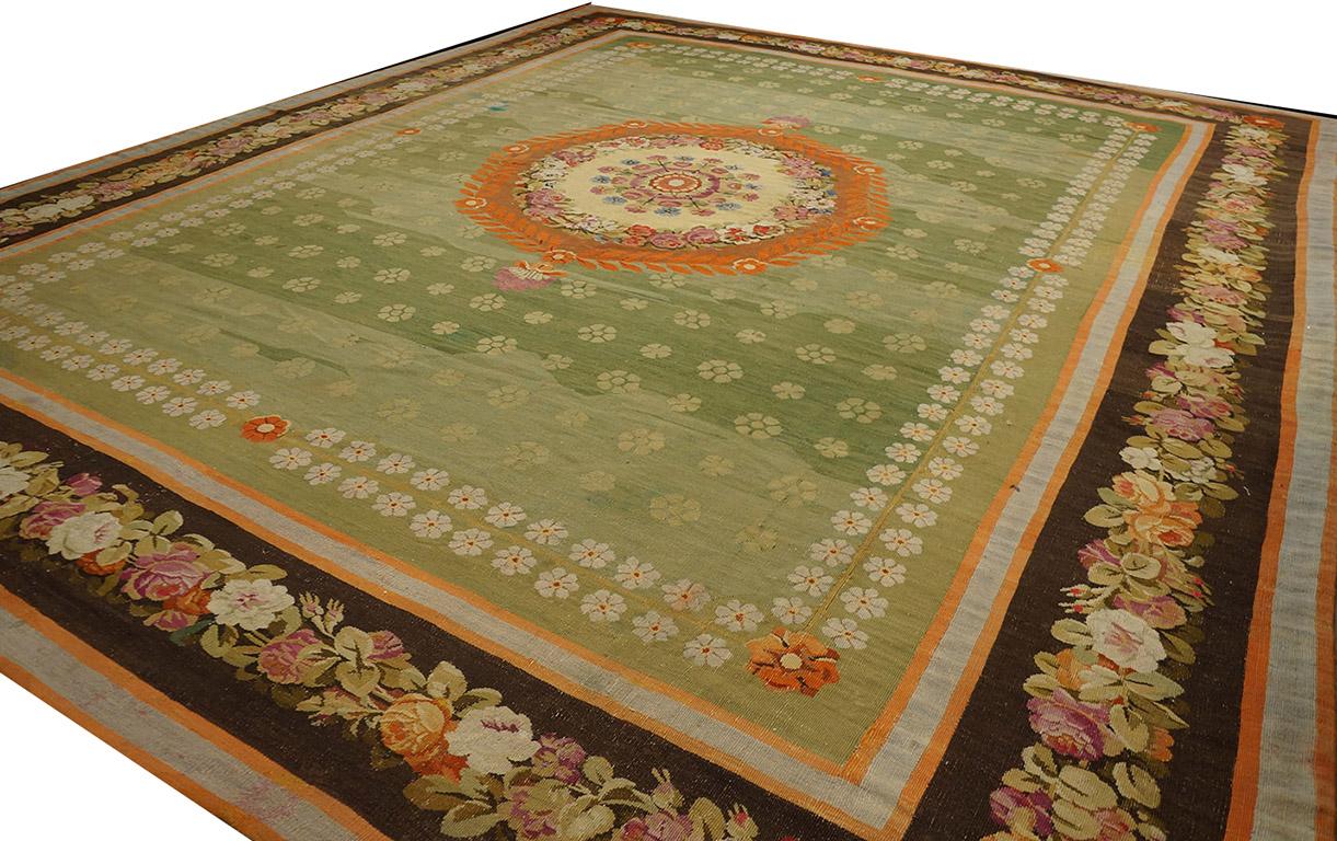 Early 19th Century French Empire Period Aubusson ( 13 6'' x 16'3'' - 410 x 495 ) For Sale 2