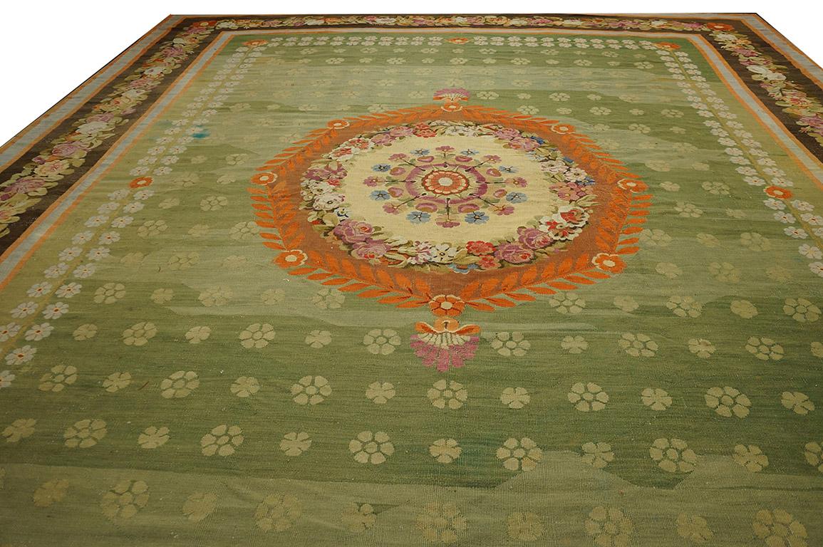 Early 19th Century French Empire Period Aubusson ( 13 6'' x 16'3'' - 410 x 495 ) For Sale 3
