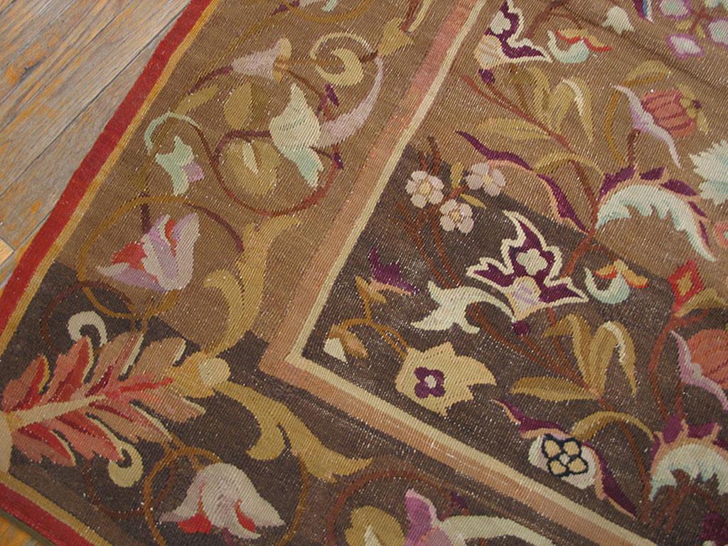 Antique French Aubusson Carpet -  Louis Philippe - Period In Good Condition For Sale In New York, NY