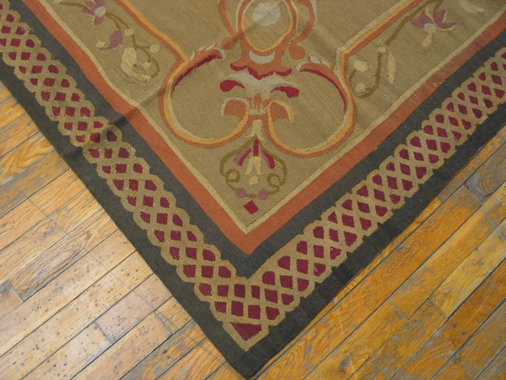 Antiker französischer Aubusson-Teppich, 2,13 m x 2,13 m, antik (Französisch) im Angebot